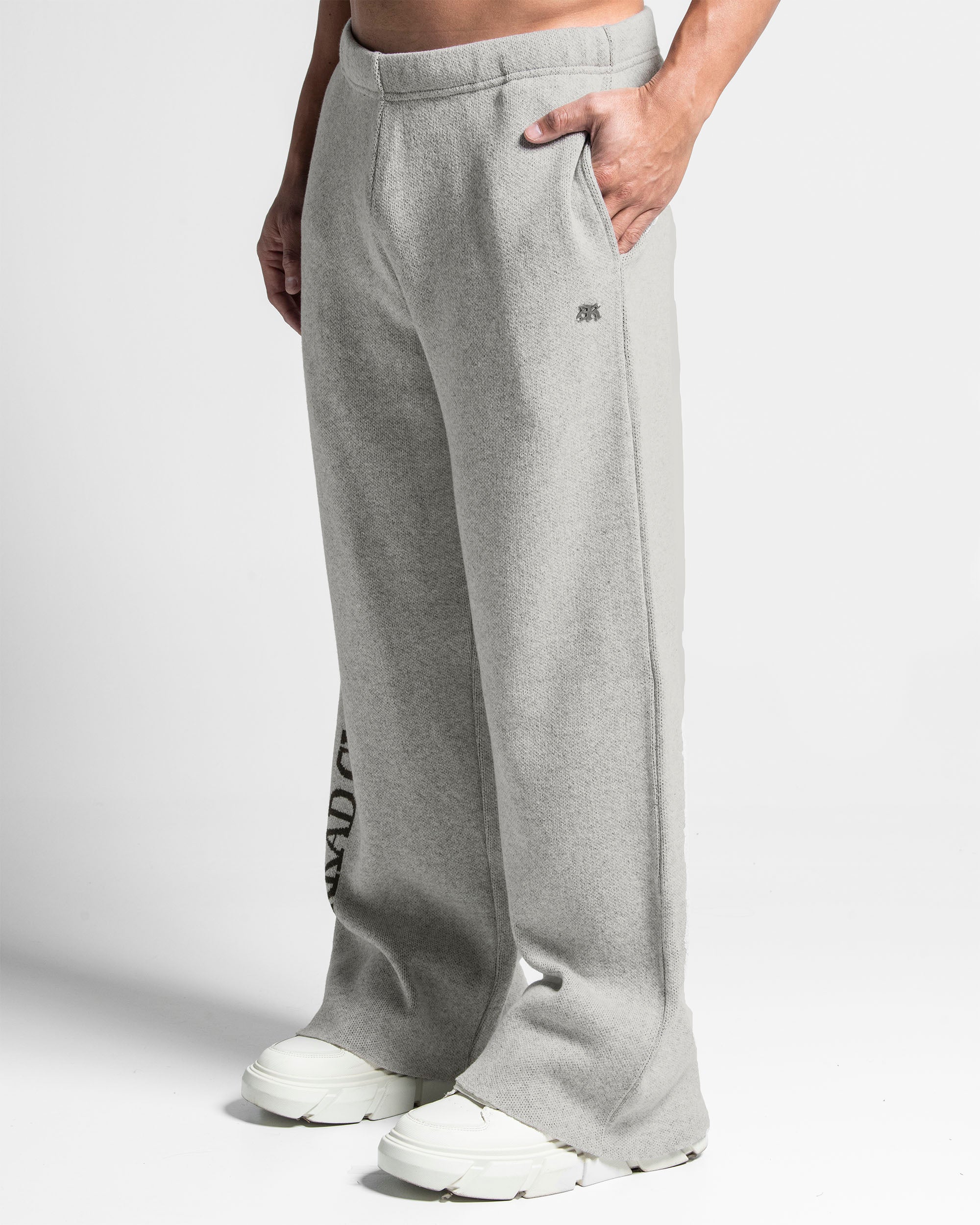 Knit Pant Gris Con Cafe