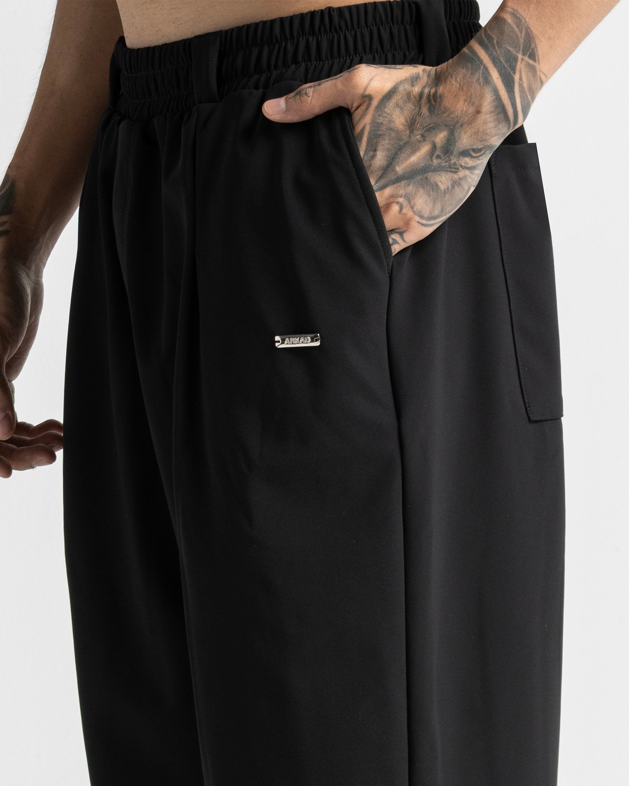 Tailored Relaxed Fit Negro