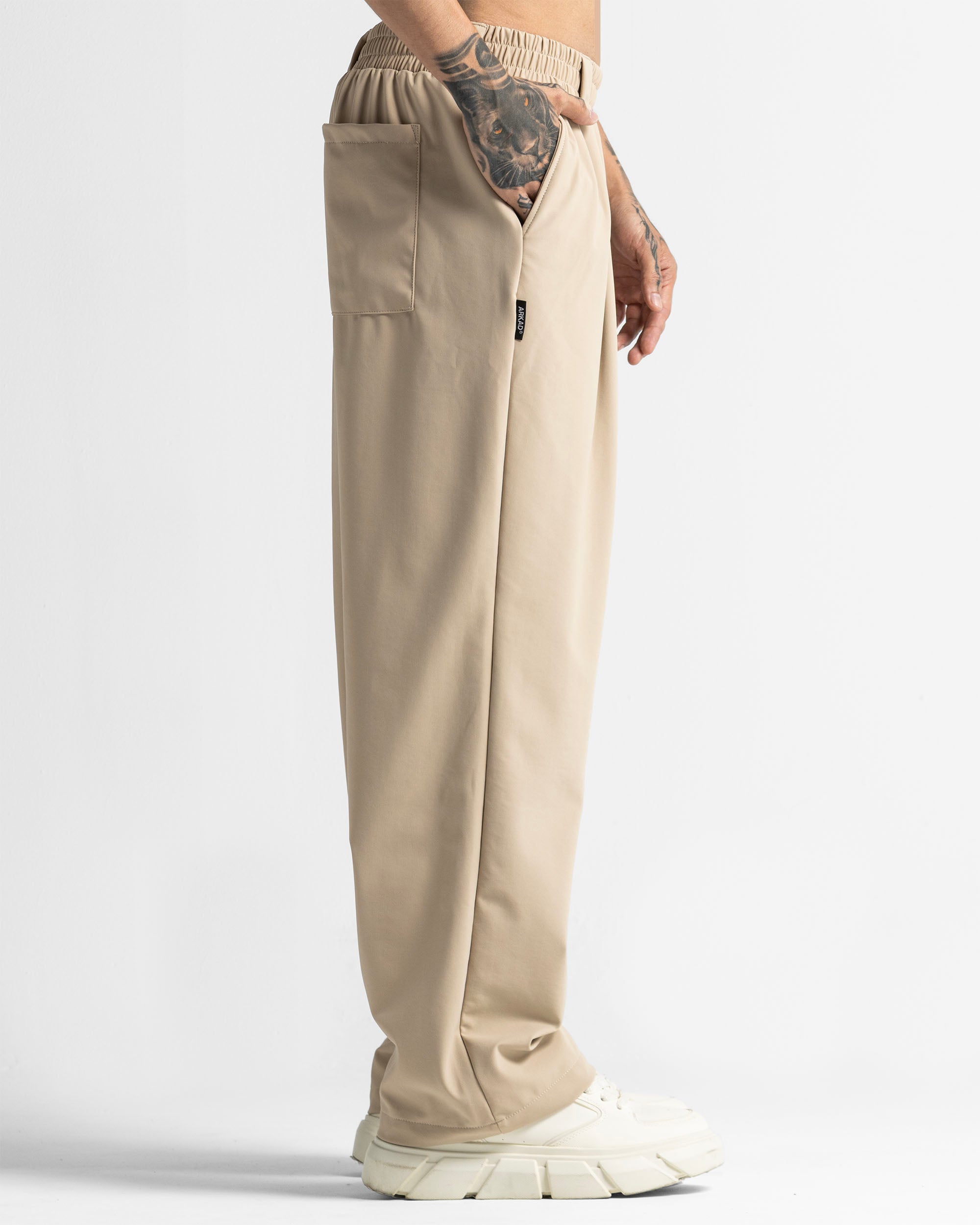 Tailored Relaxed Fit Arena