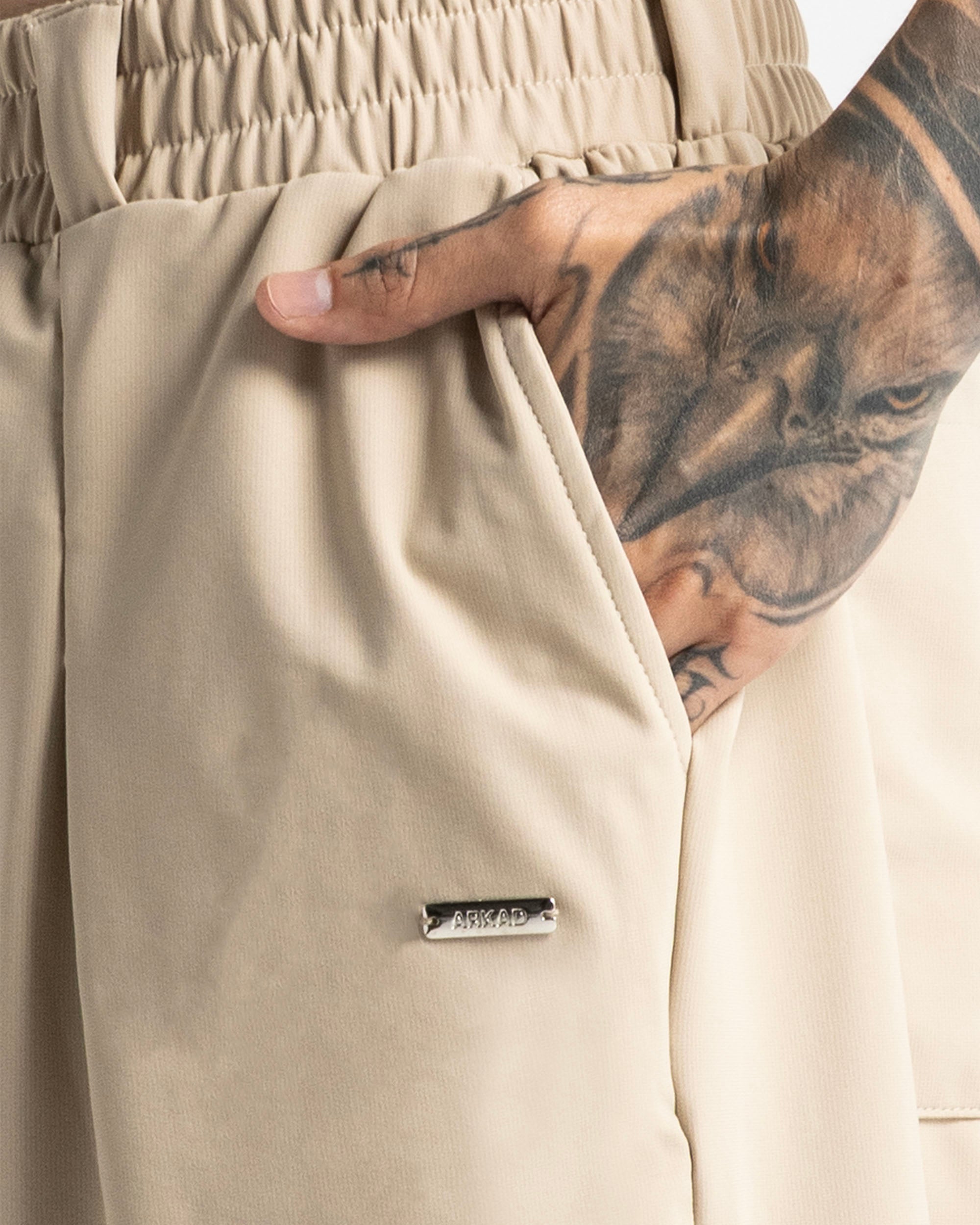 Tailored Relaxed Fit Arena