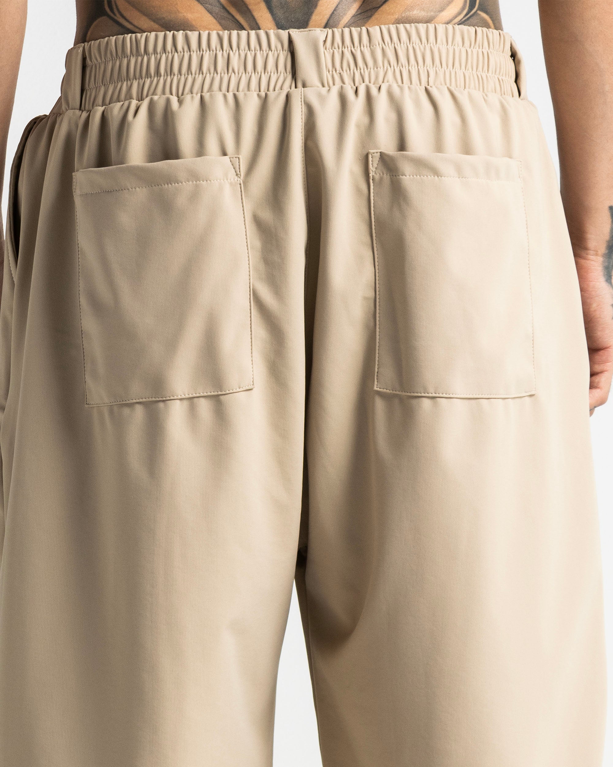 Tailored Relaxed Fit Arena