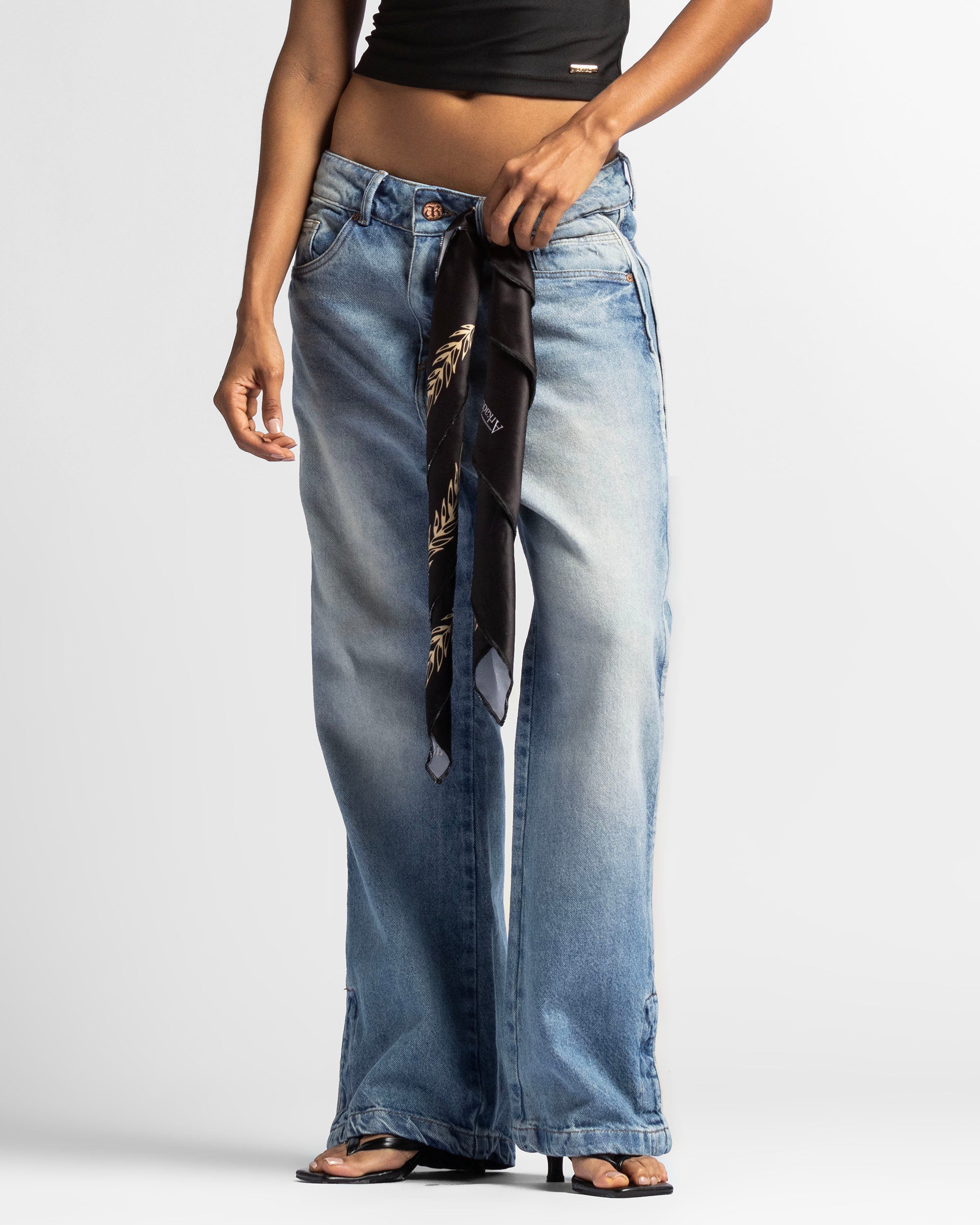 Jean Bootcut Azul - Unisex