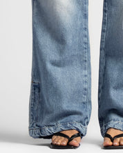 Jean Bootcut Azul - Unisex