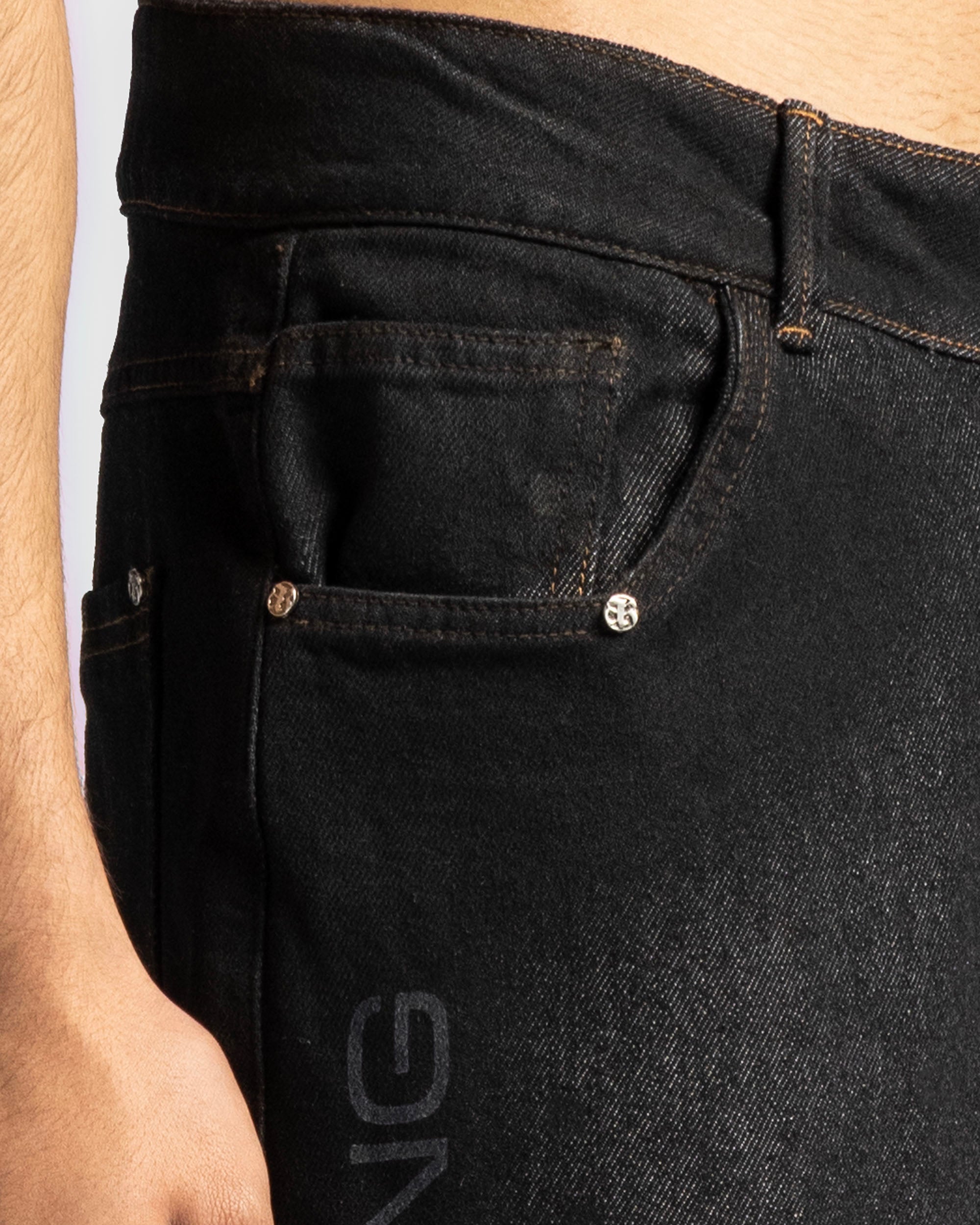Denim Pant Negro Hilos En Contraste