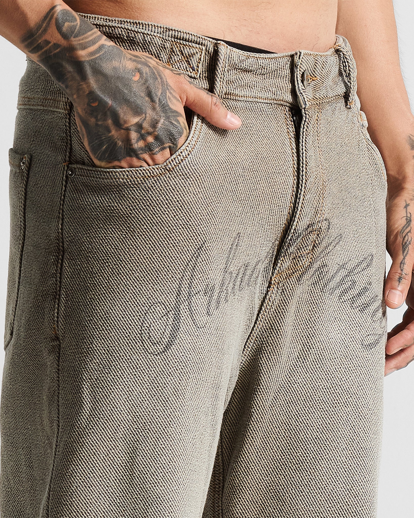 Printed Washed Jean Hustler