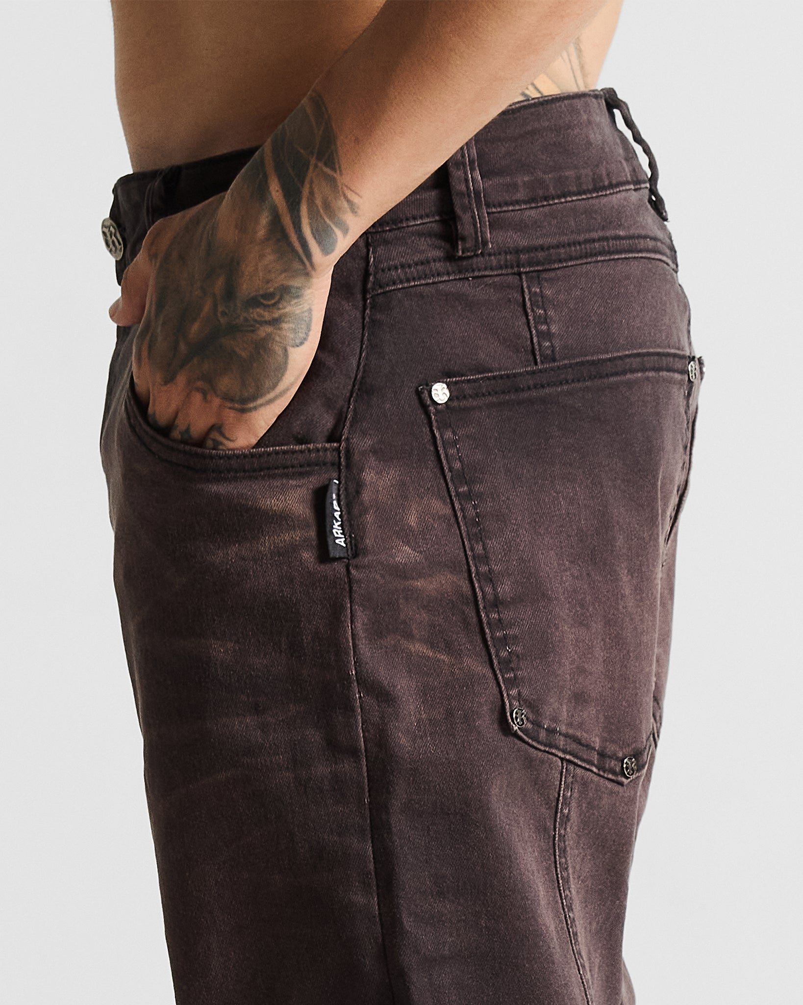 Washed Jean Negro Cafe