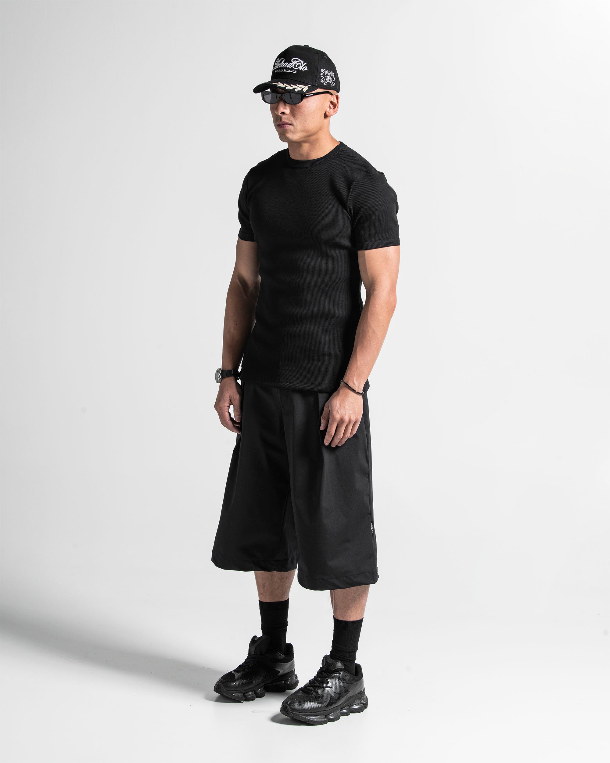 Trucker Cap Negra Move in Silence