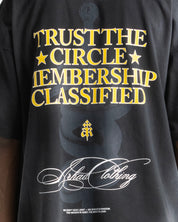 Washed Tshirt Negra Trust The Circle