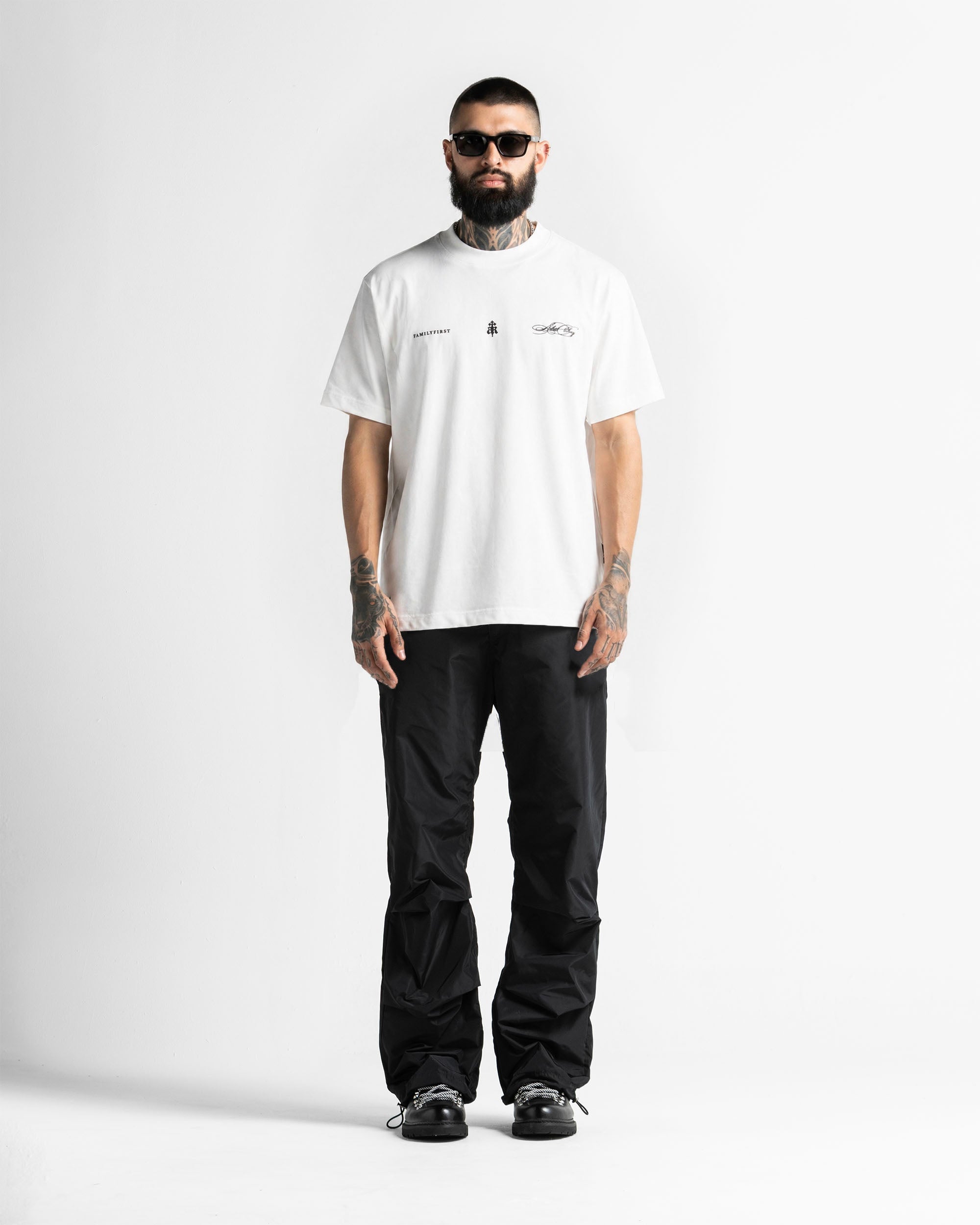 Tshirt Regular Fit Blanca Arkad Clo Texto Gris