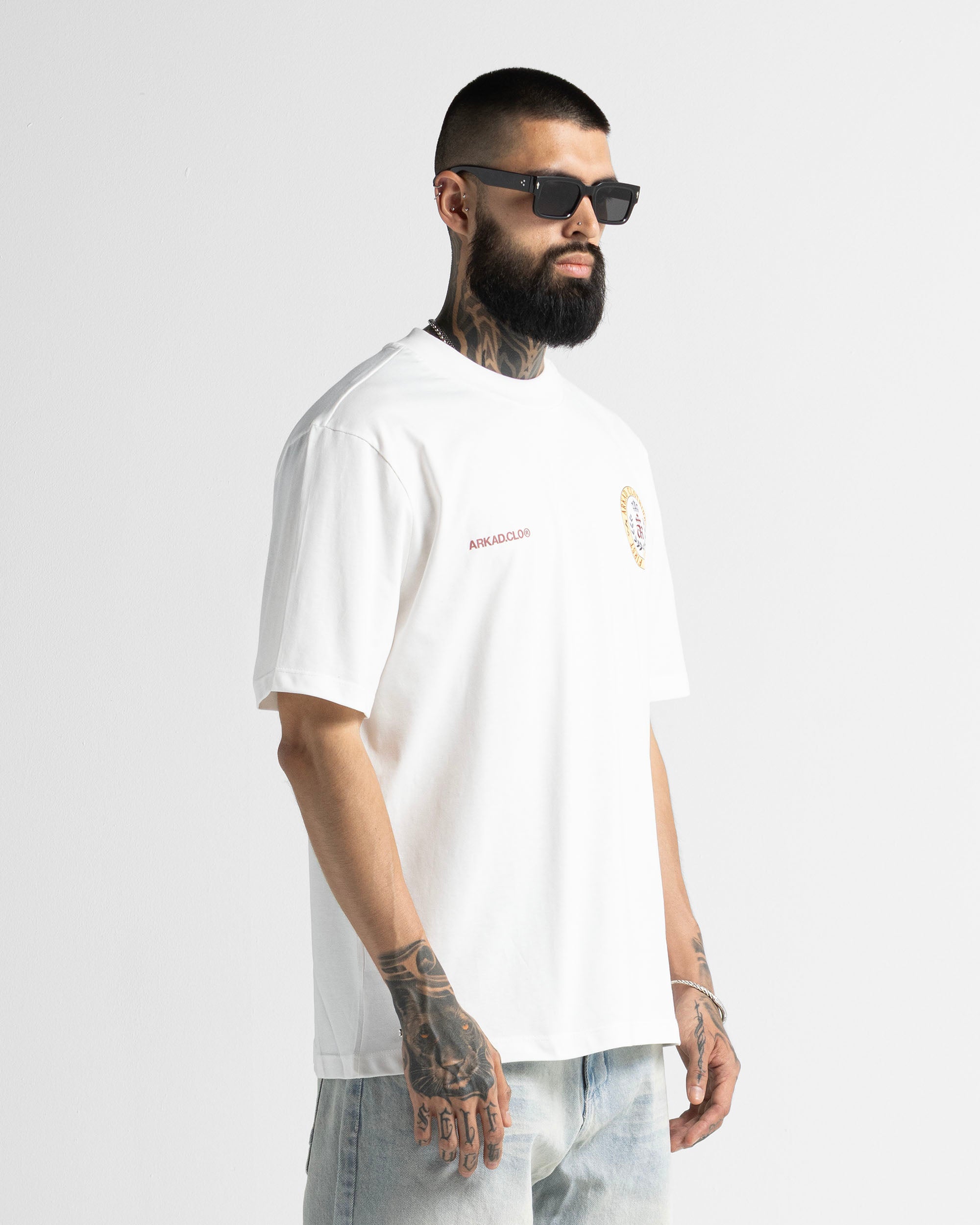 Tshirt Regular Fit Blanca Logo Colores