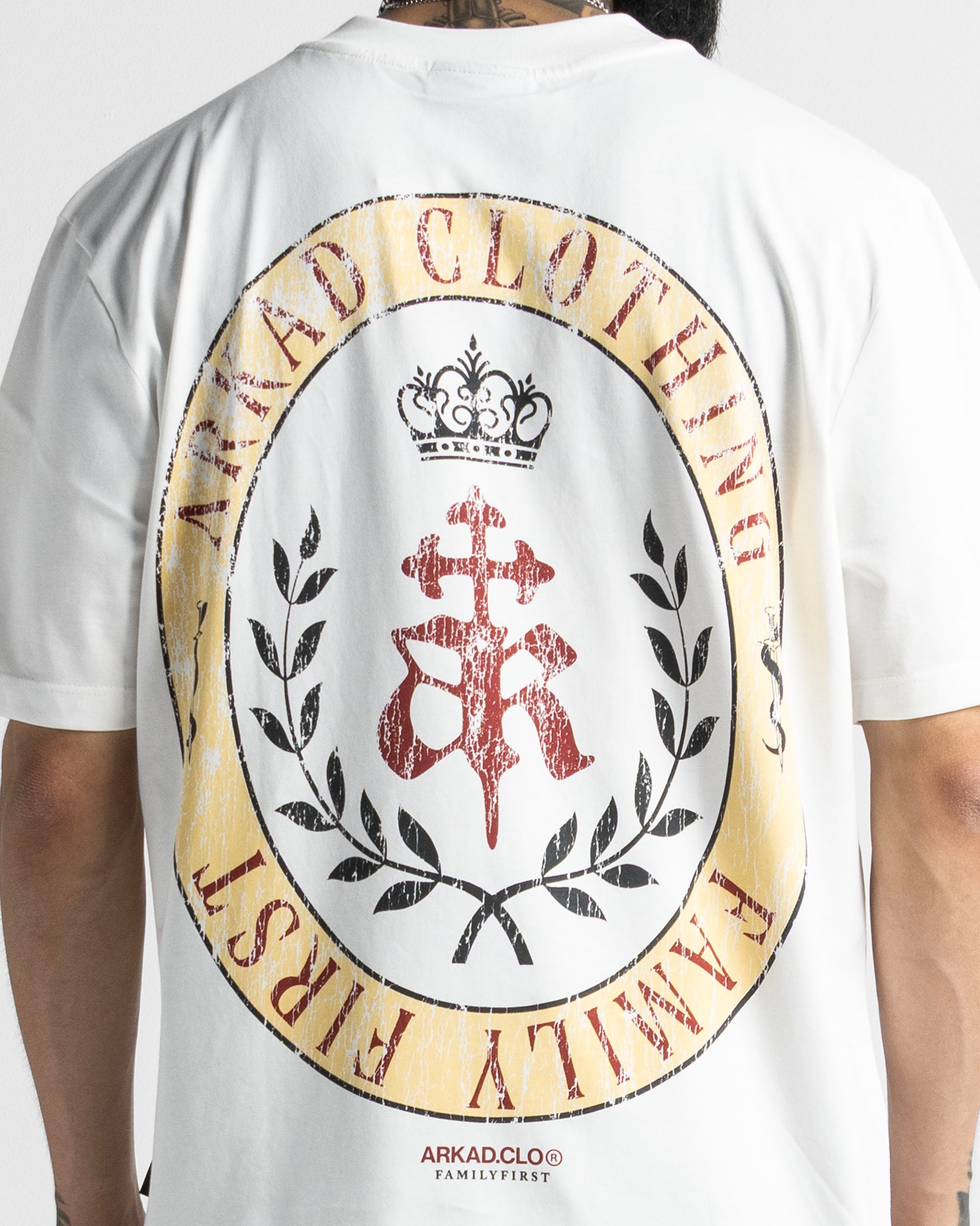 Tshirt Regular Fit Blanca Logo Colores