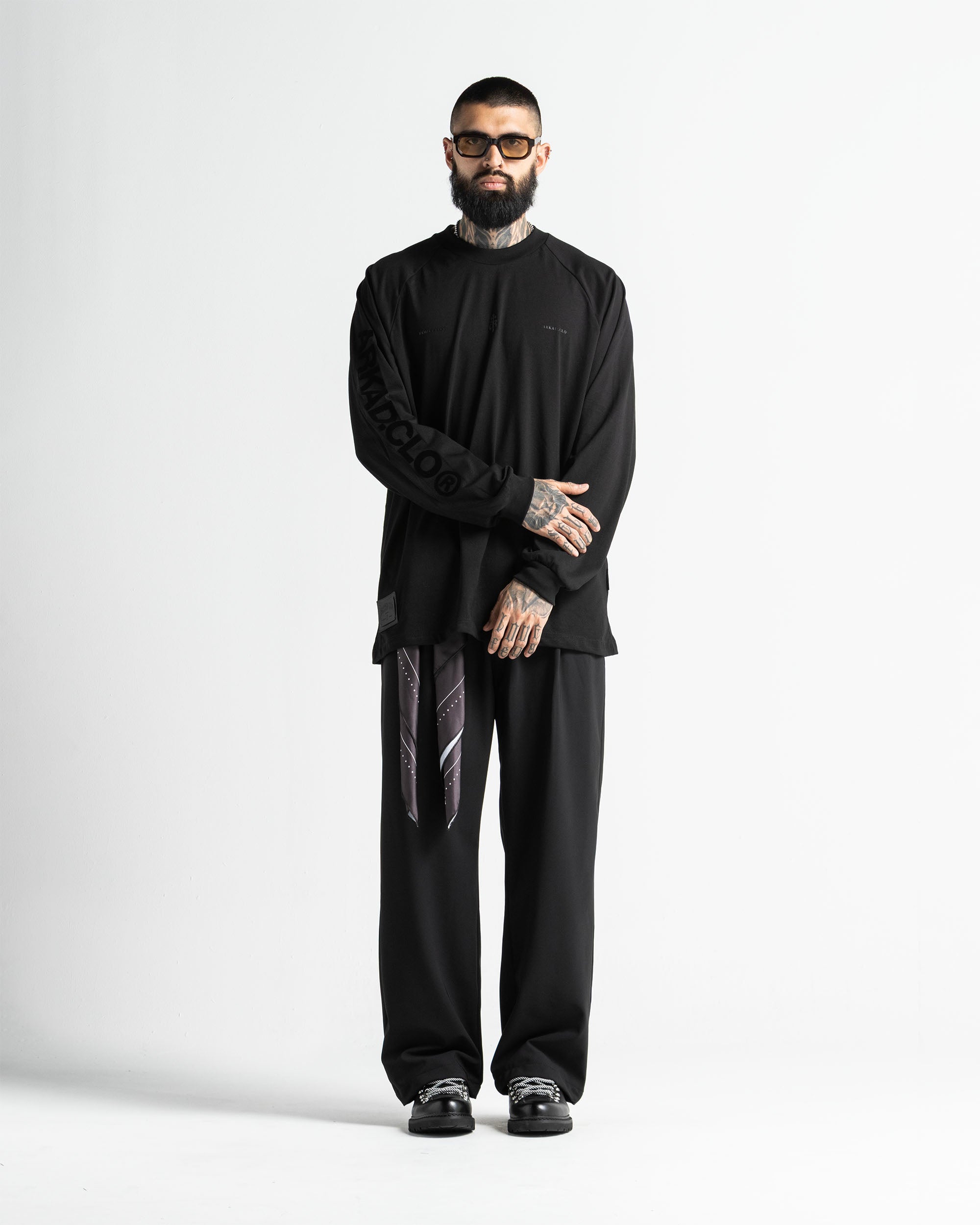 Long Sleeve Negro Velvet