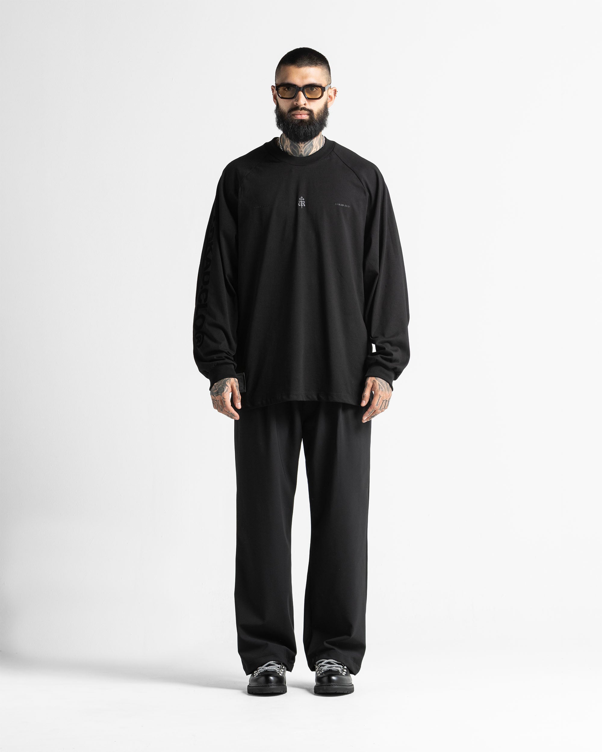 Long Sleeve Negro Velvet