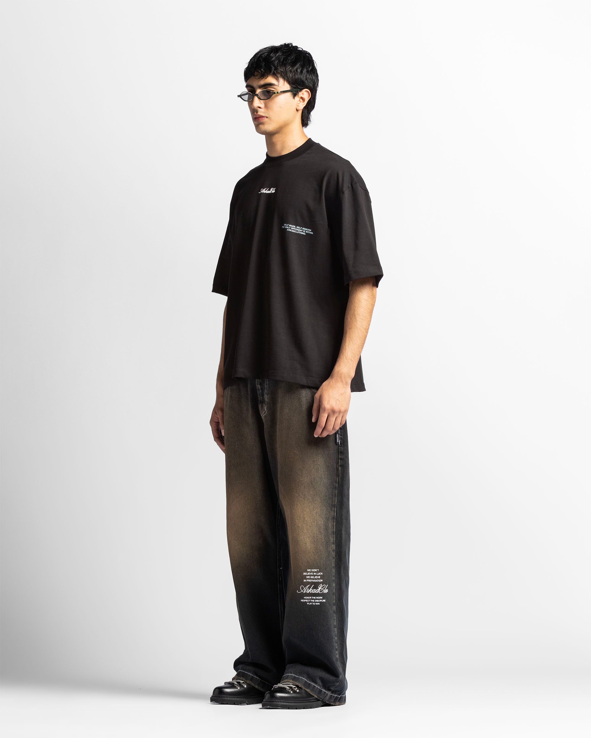 Tshirt Oversize Negra Trophy