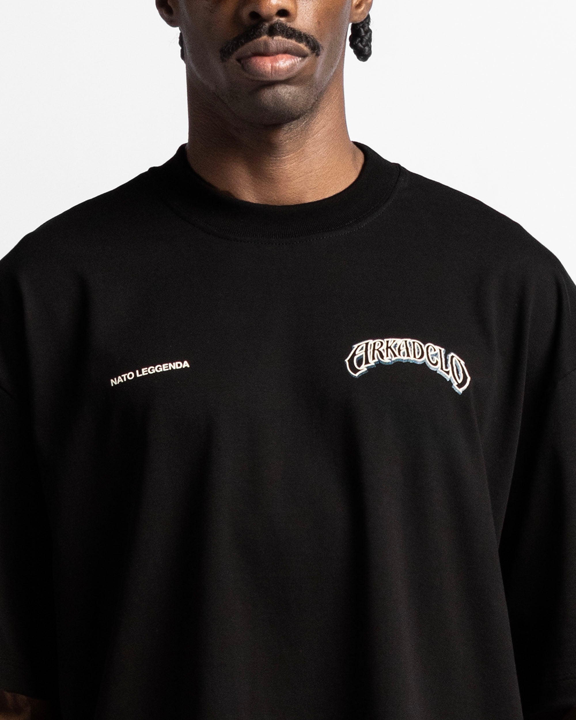 Tshirt Oversize Negra Trophy Nato