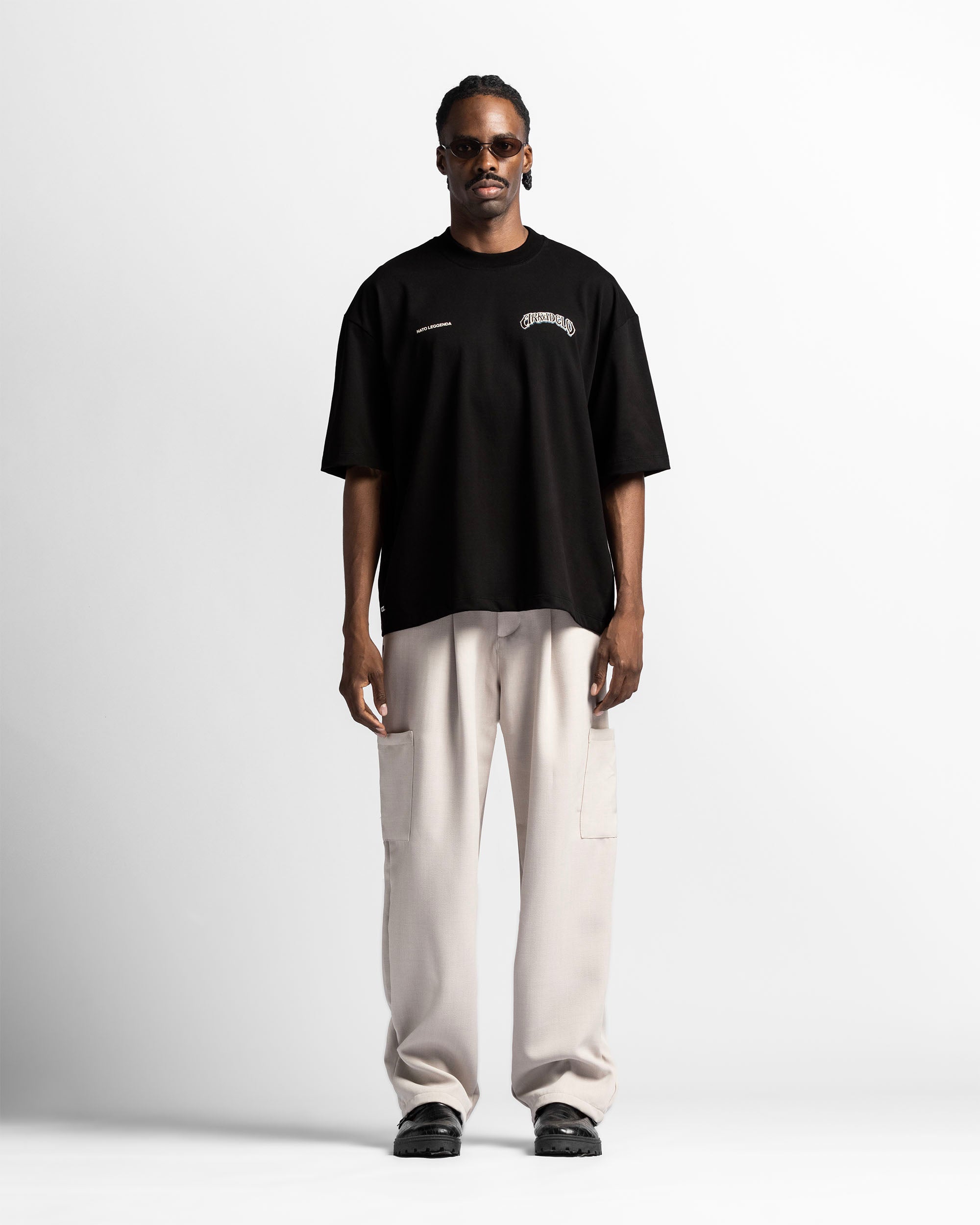Tshirt Oversize Negra Trophy Nato