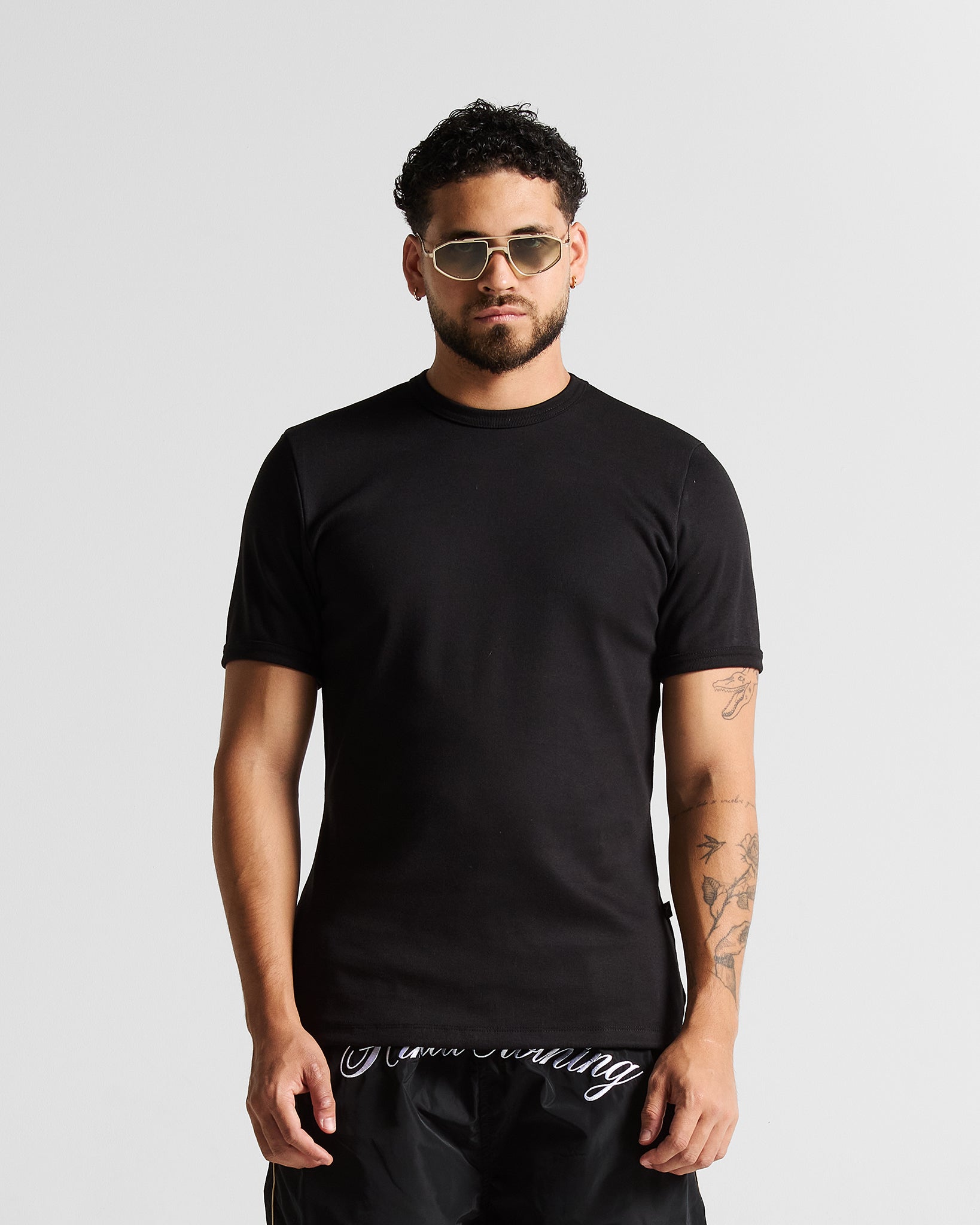 Slim Rib Tee - Negra