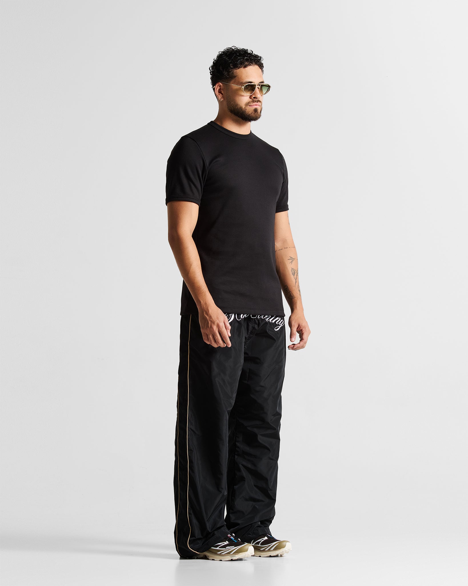 Slim Rib Tee - Negra