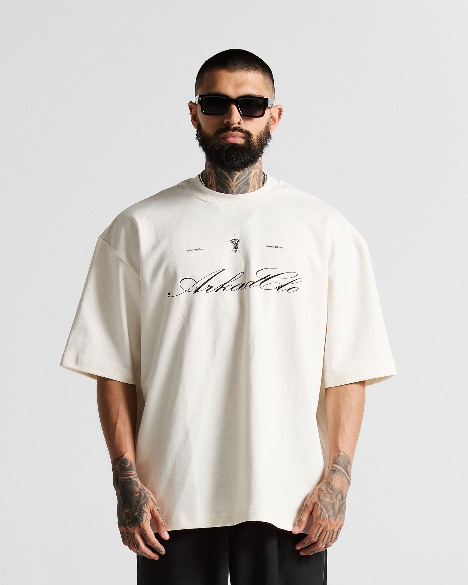 Tshirt Oversize Blanca Espadas Hustler