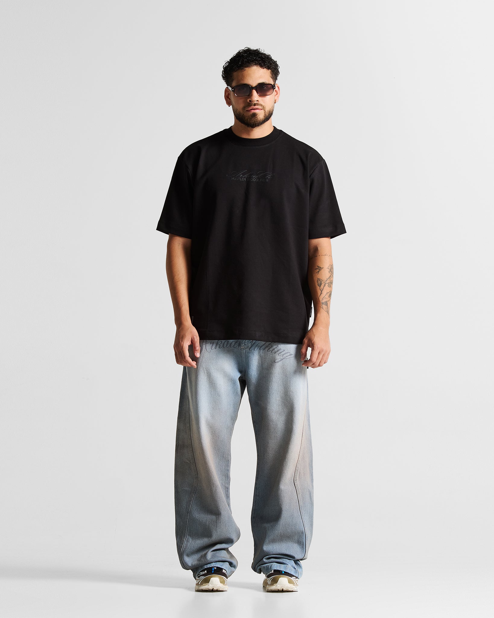 Tshirt Regular Fit Negra Hustler lll