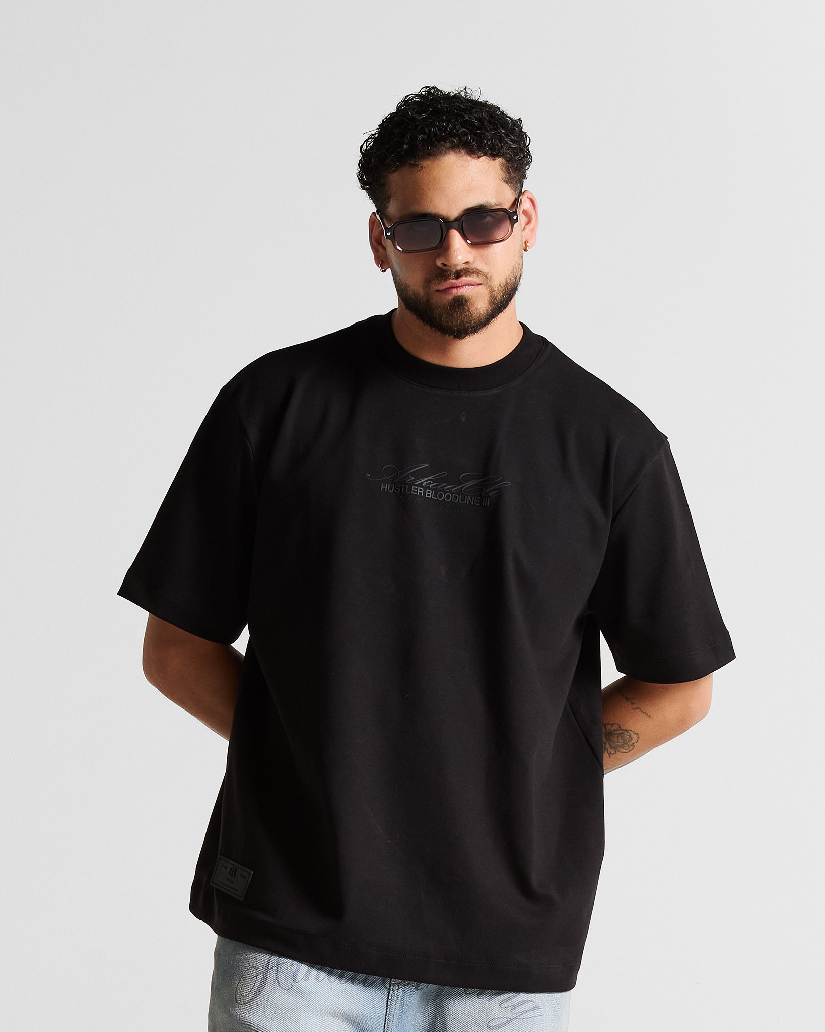 Tshirt Regular Fit Negra Hustler lll