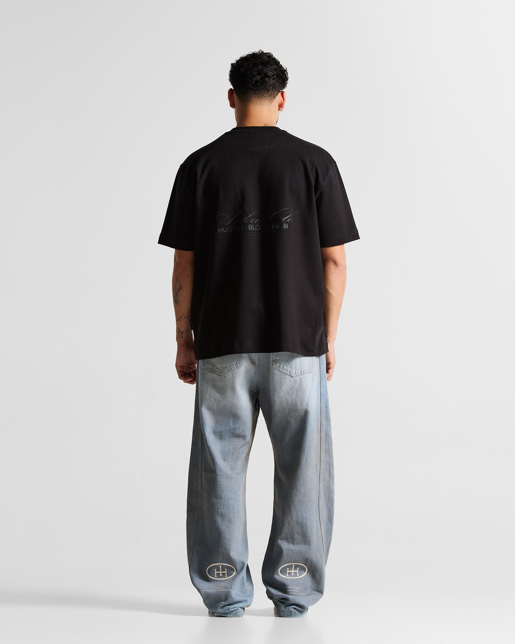 Tshirt Regular Fit Negra Hustler lll