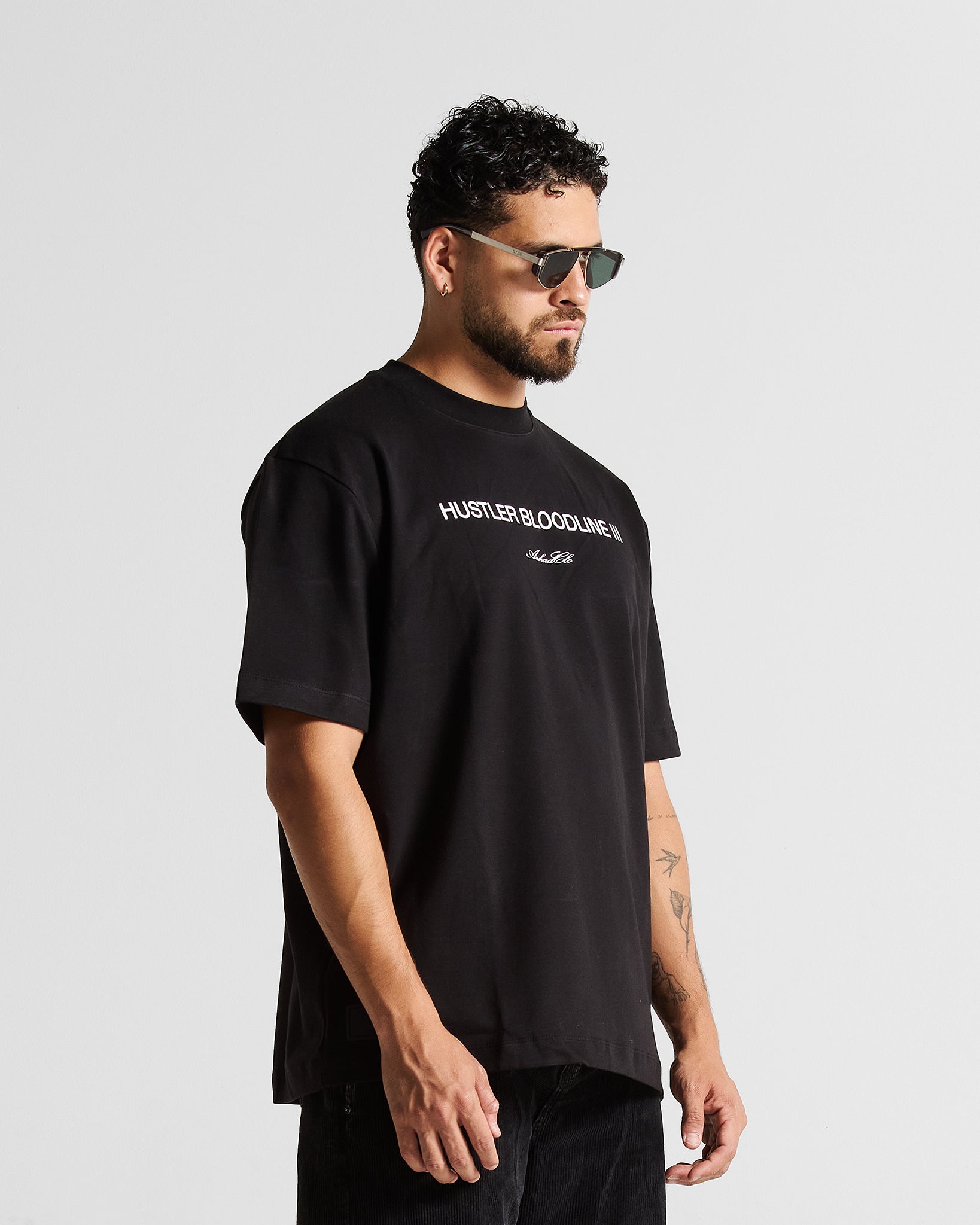 Tshirt Regular Fit Negra Logo Blanco