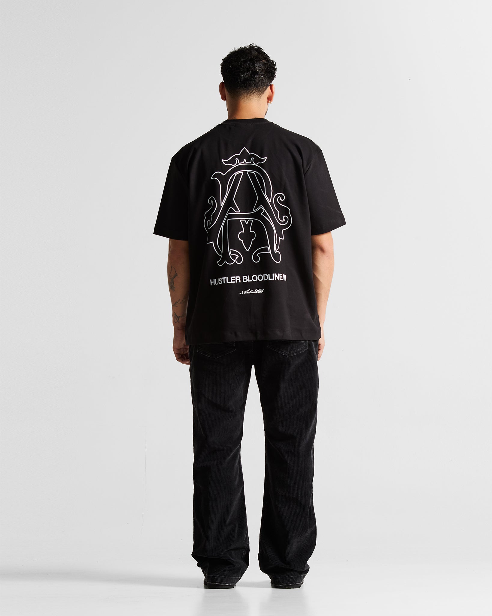 Tshirt Regular Fit Negra Logo Blanco