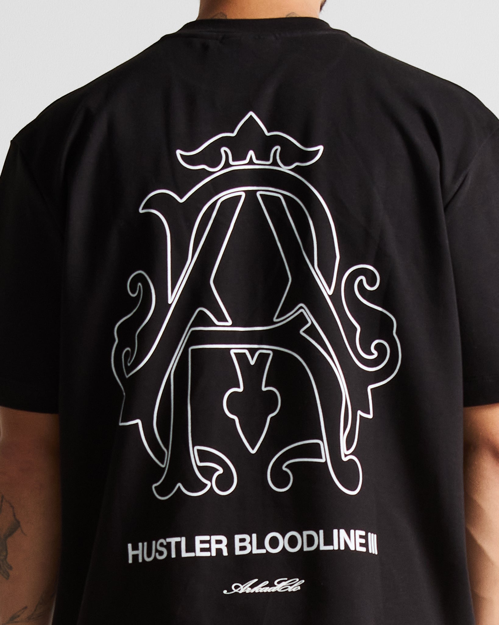Tshirt Regular Fit Negra Logo Blanco