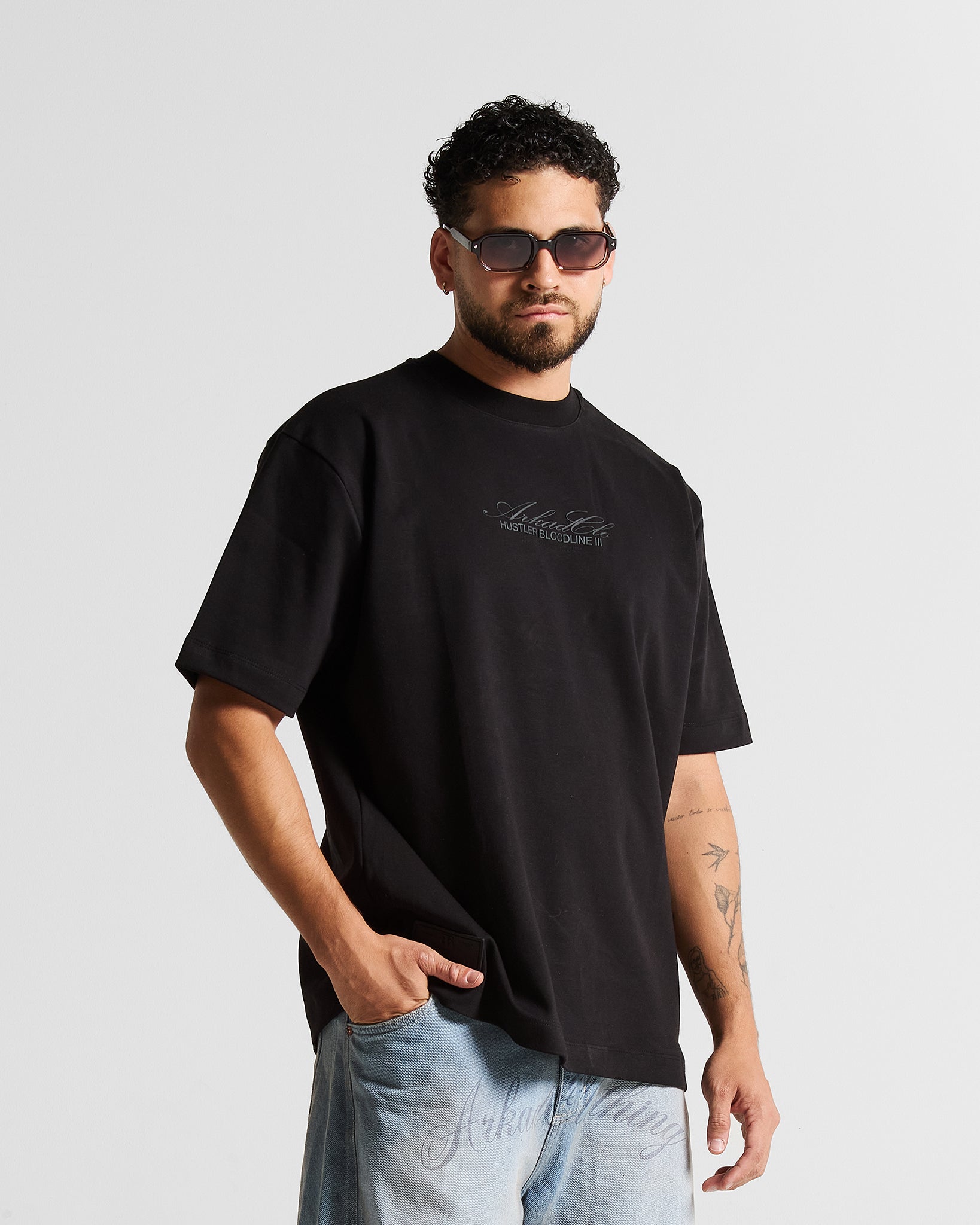 Tshirt Regular Fit Negra Hustler lll