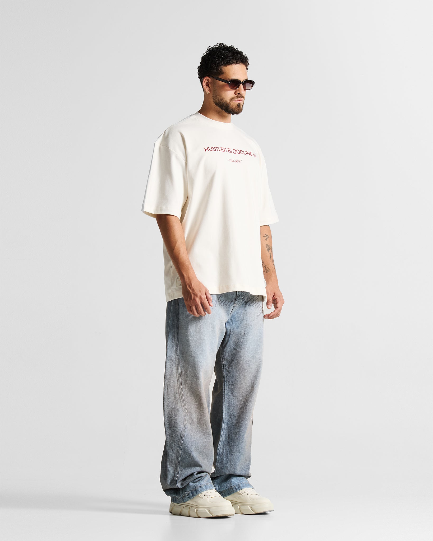 Tshirt Oversize Cream Hustler Rojo