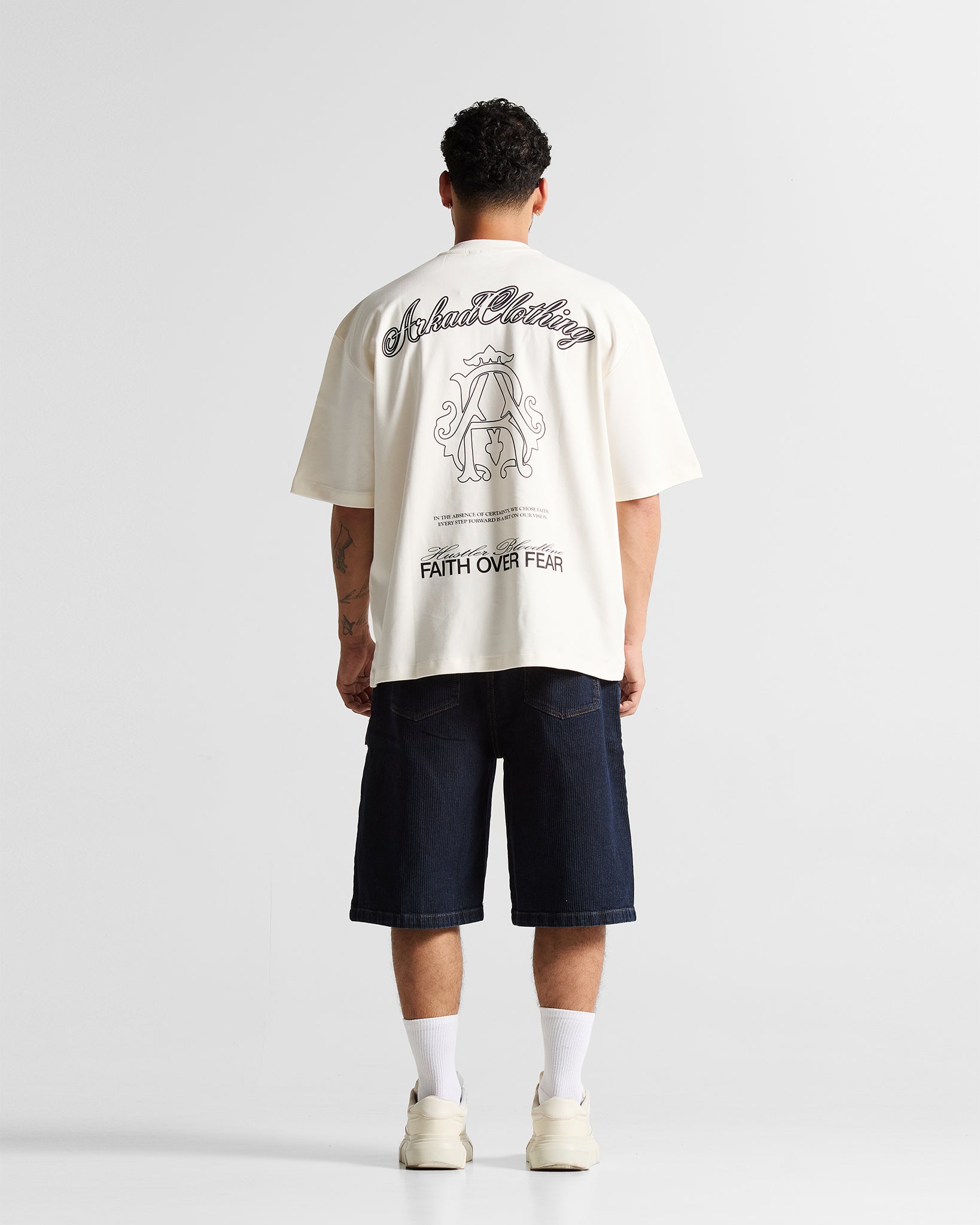 Tshirt Oversize Cream Faith Over Fear