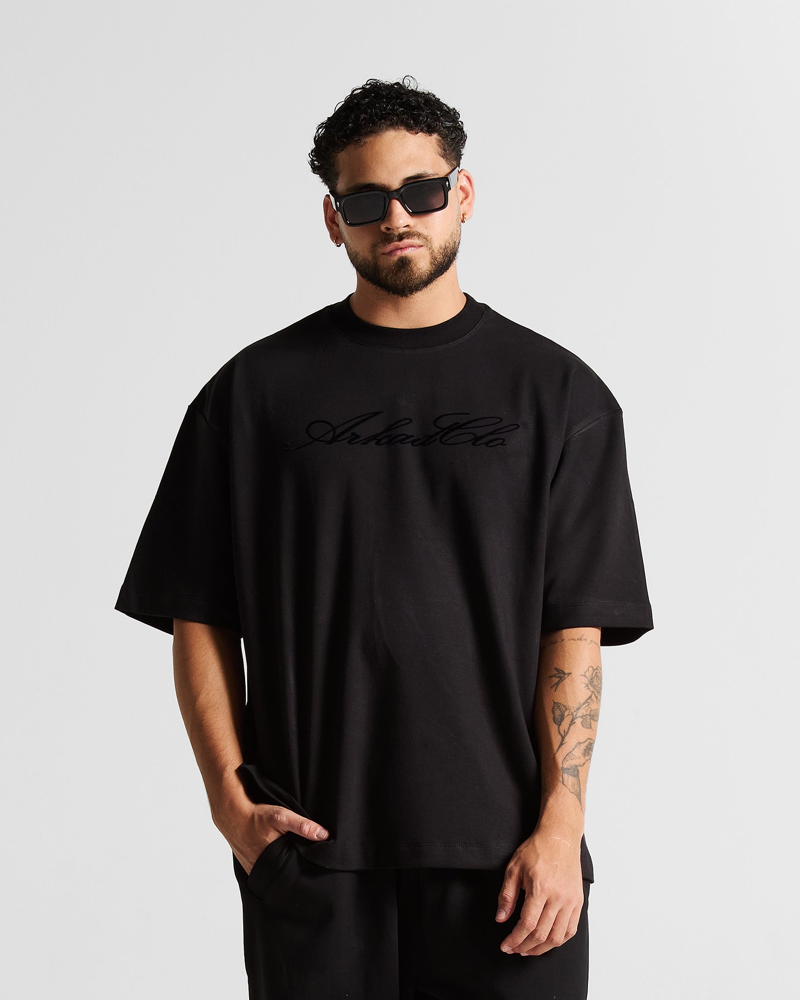 Tshirt Regular Fit Negra Velvet