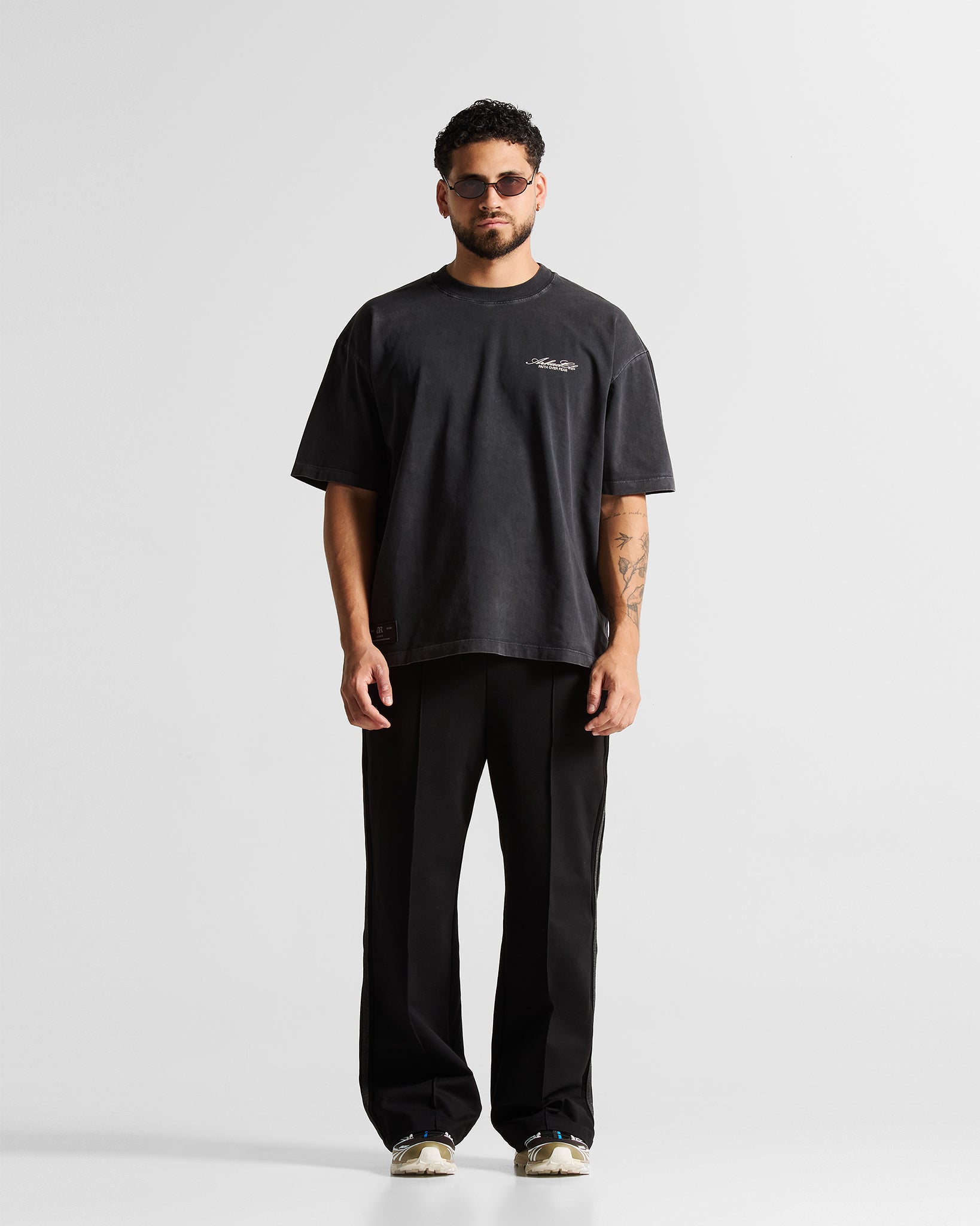 Pintuck Pant Negro con Gris