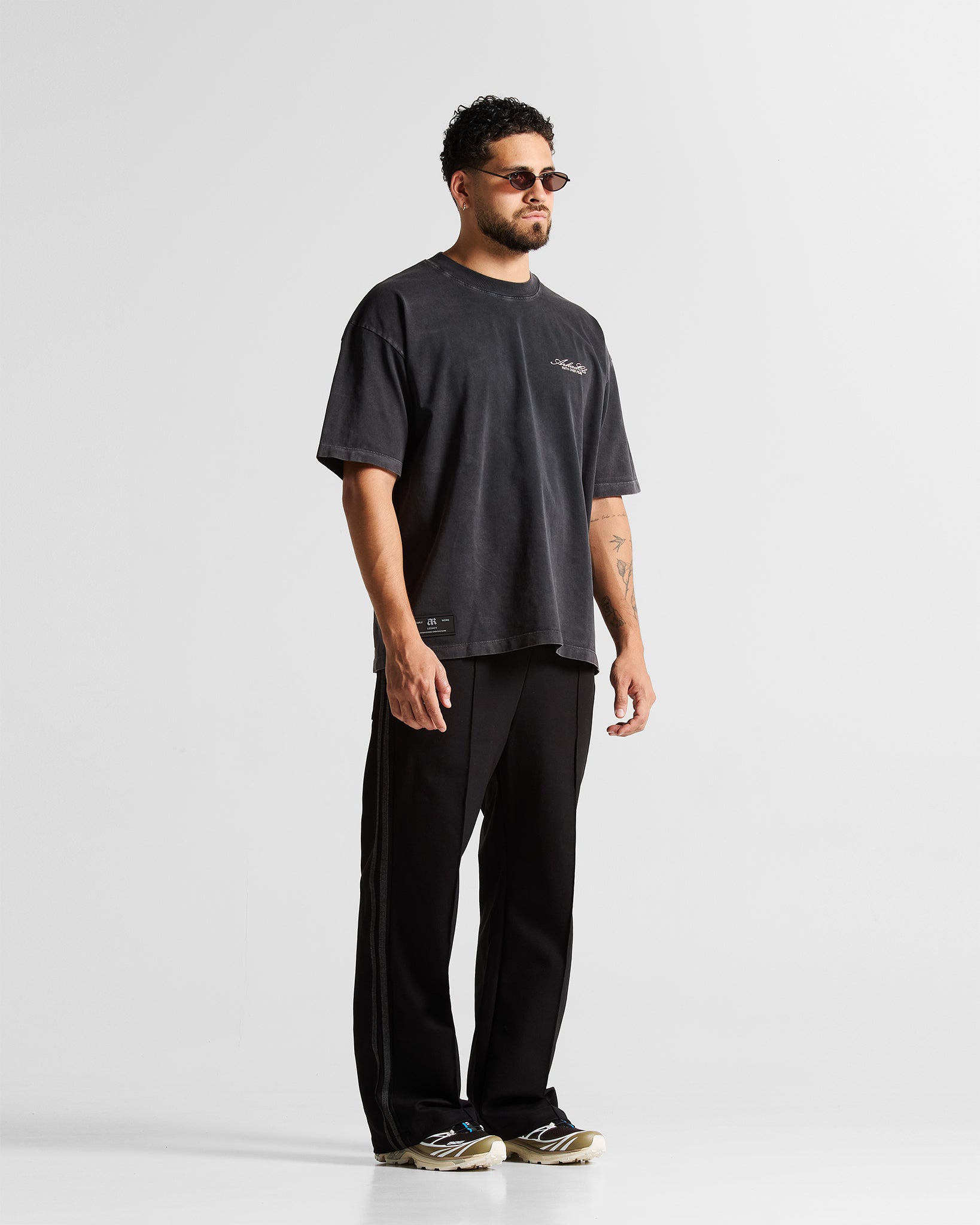 Pintuck Pant Negro con Gris