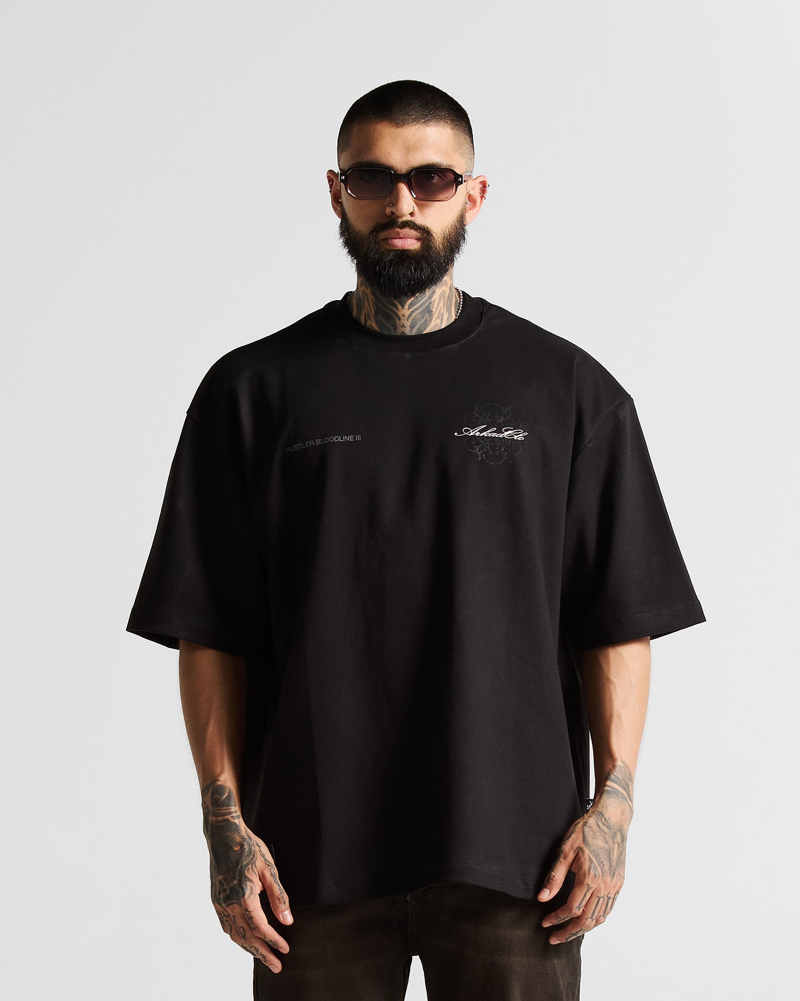 Tshirt Oversize Negra Ornamentos Hustler