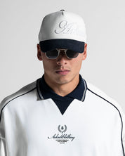 Trucker Cap Blanca con Azul