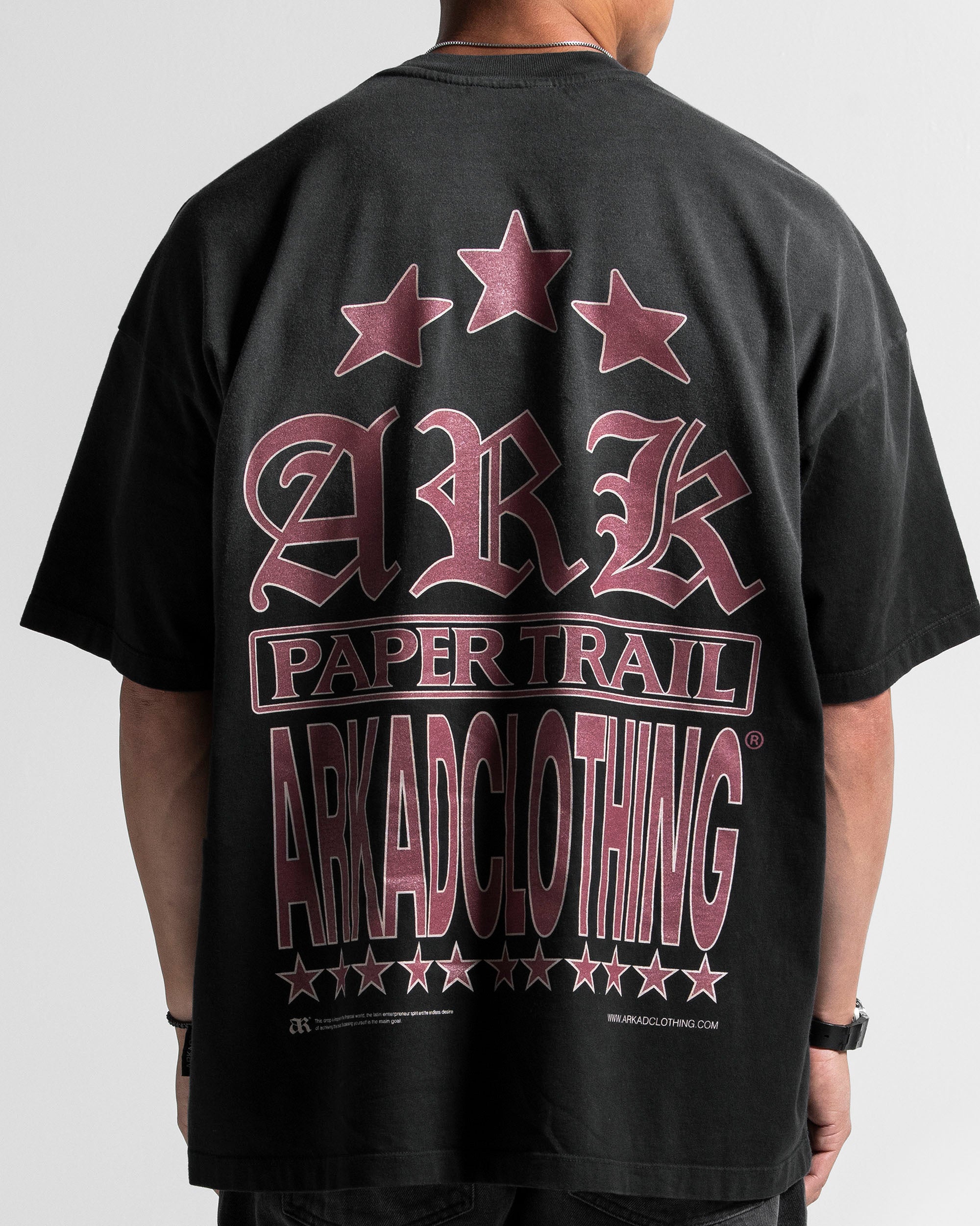 Washed Tshirt Oversize Negra ARK Paper Trail.