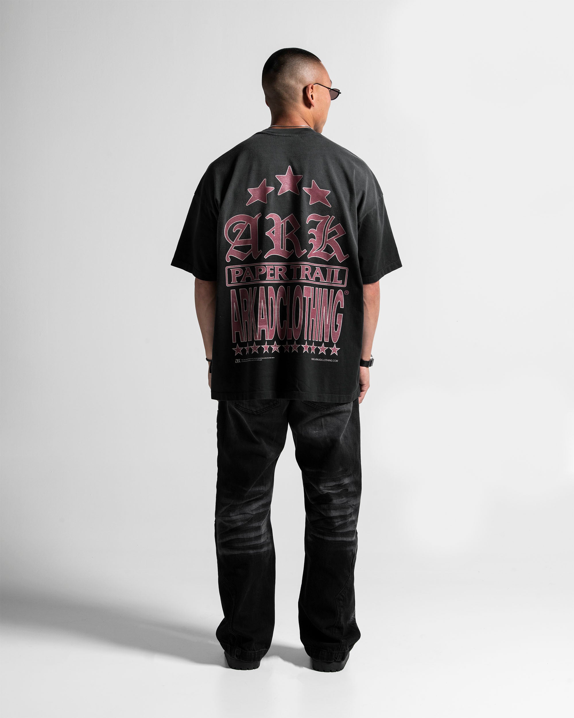 Washed Tshirt Oversize Negra ARK Paper Trail.