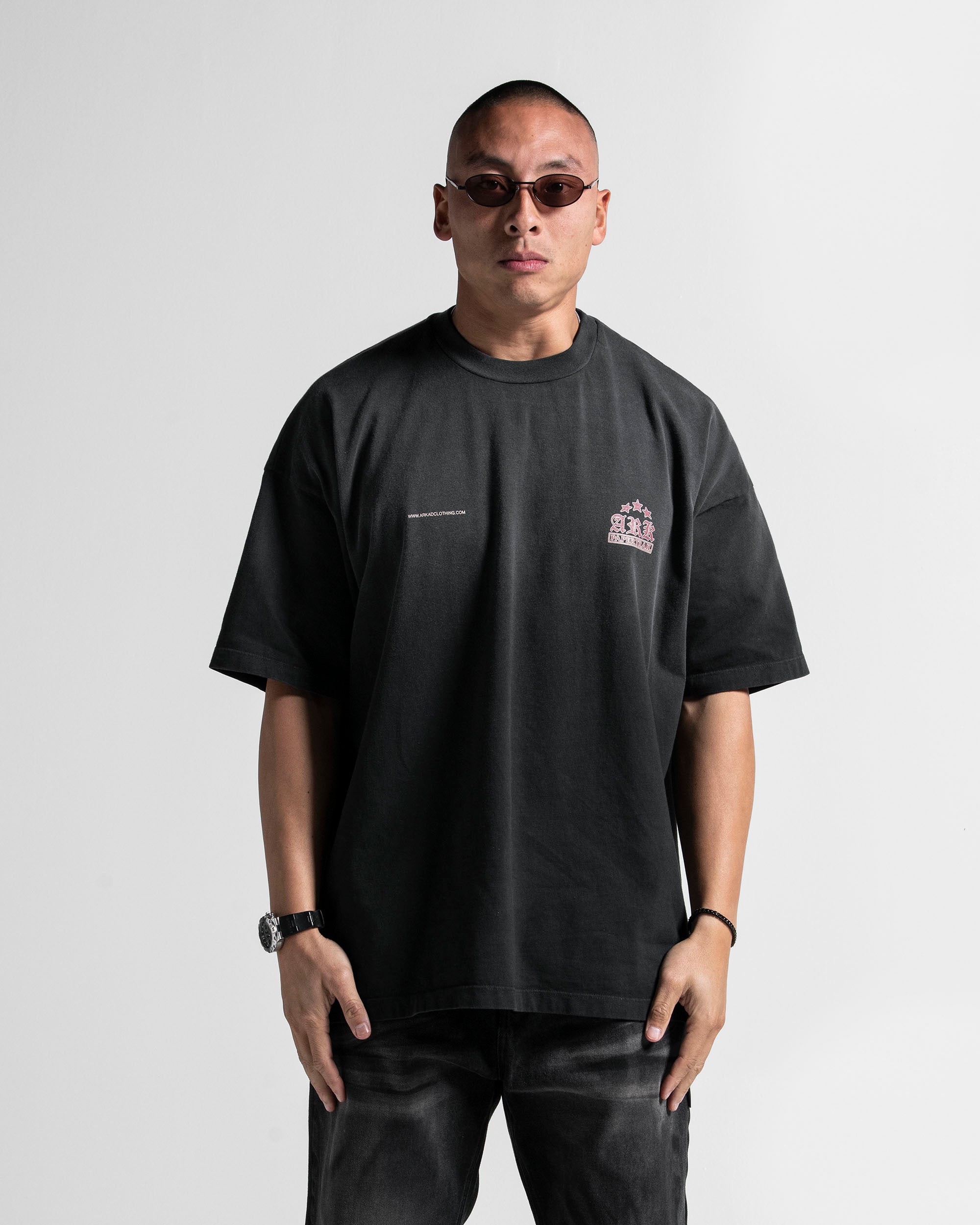 Washed Tshirt Oversize Negra ARK Paper Trail.