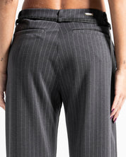 Striped Pant Gris Mujer