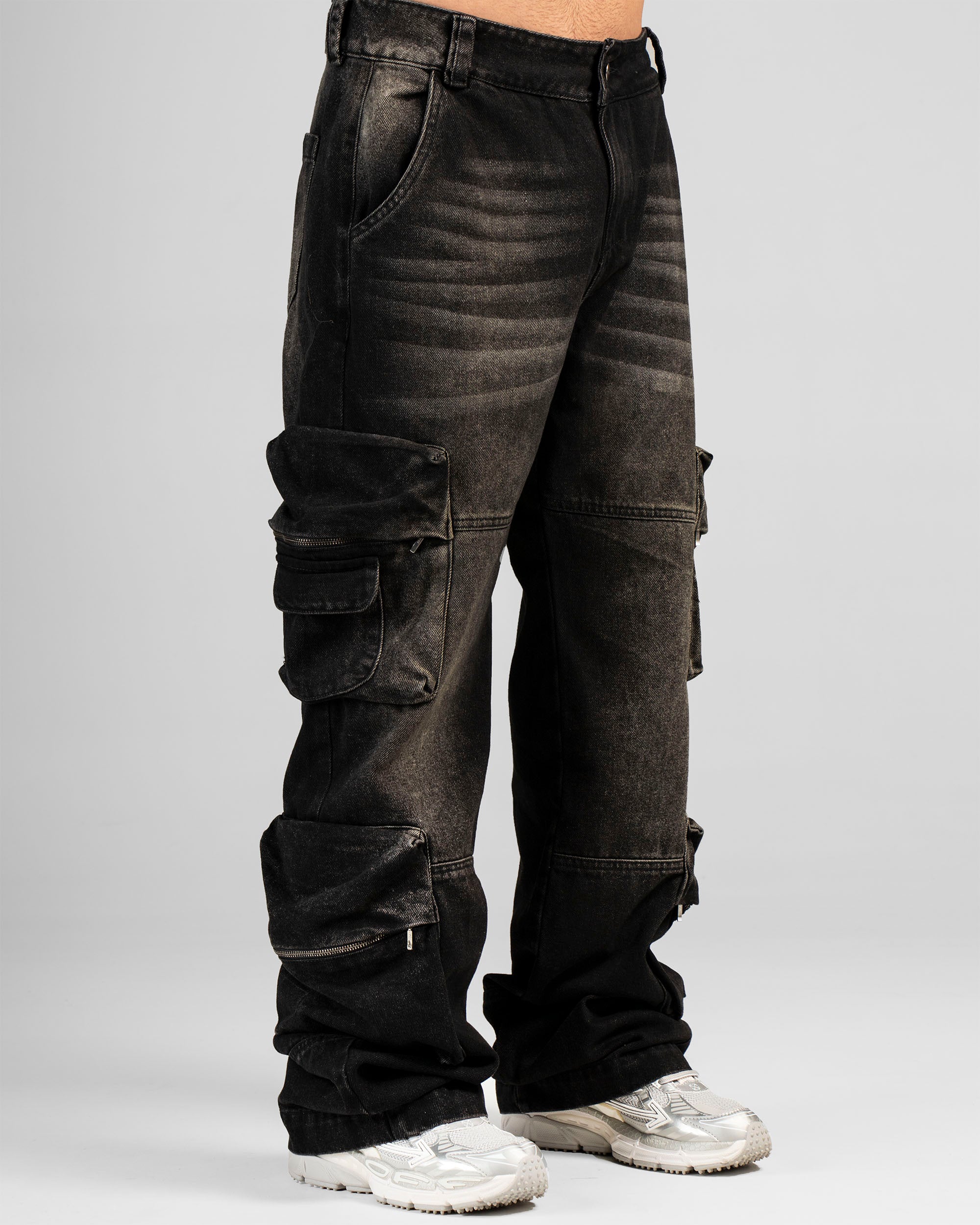 Jean Cargo Negro Dirty