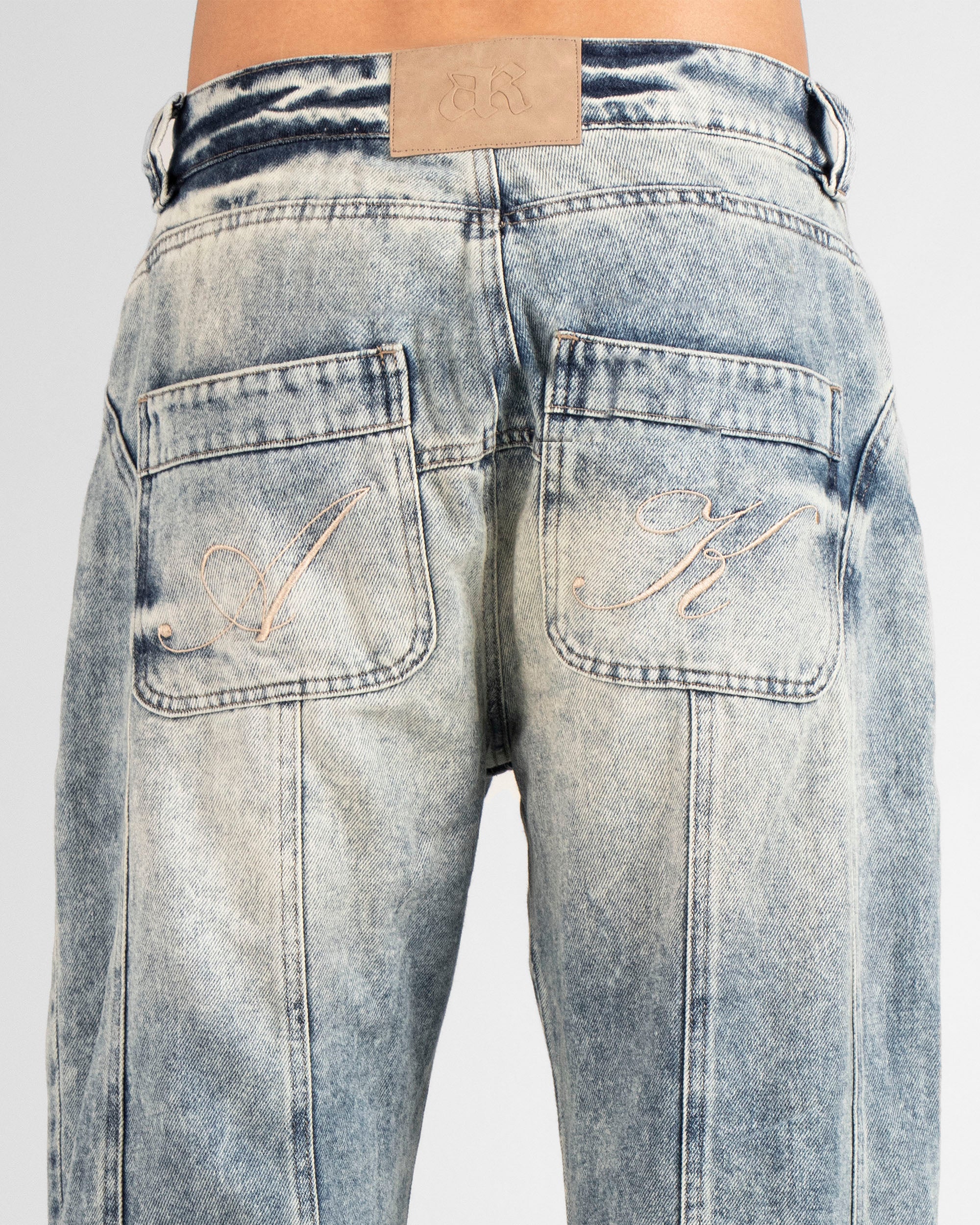Jean Dirty Cortes