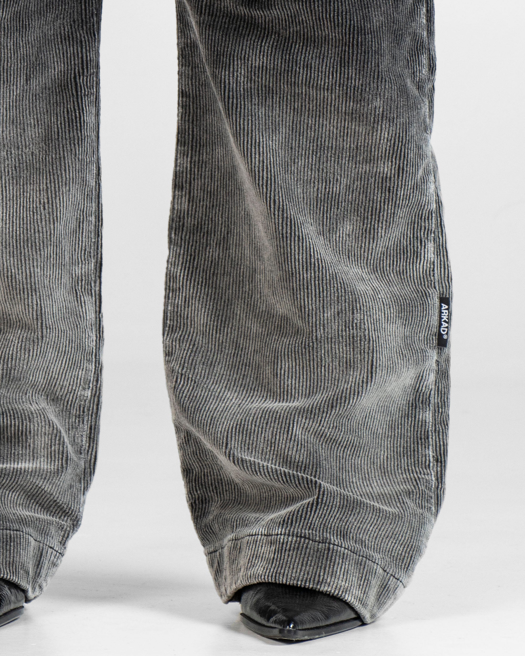 Pantalon Corduroy Degrade Negro Unisex