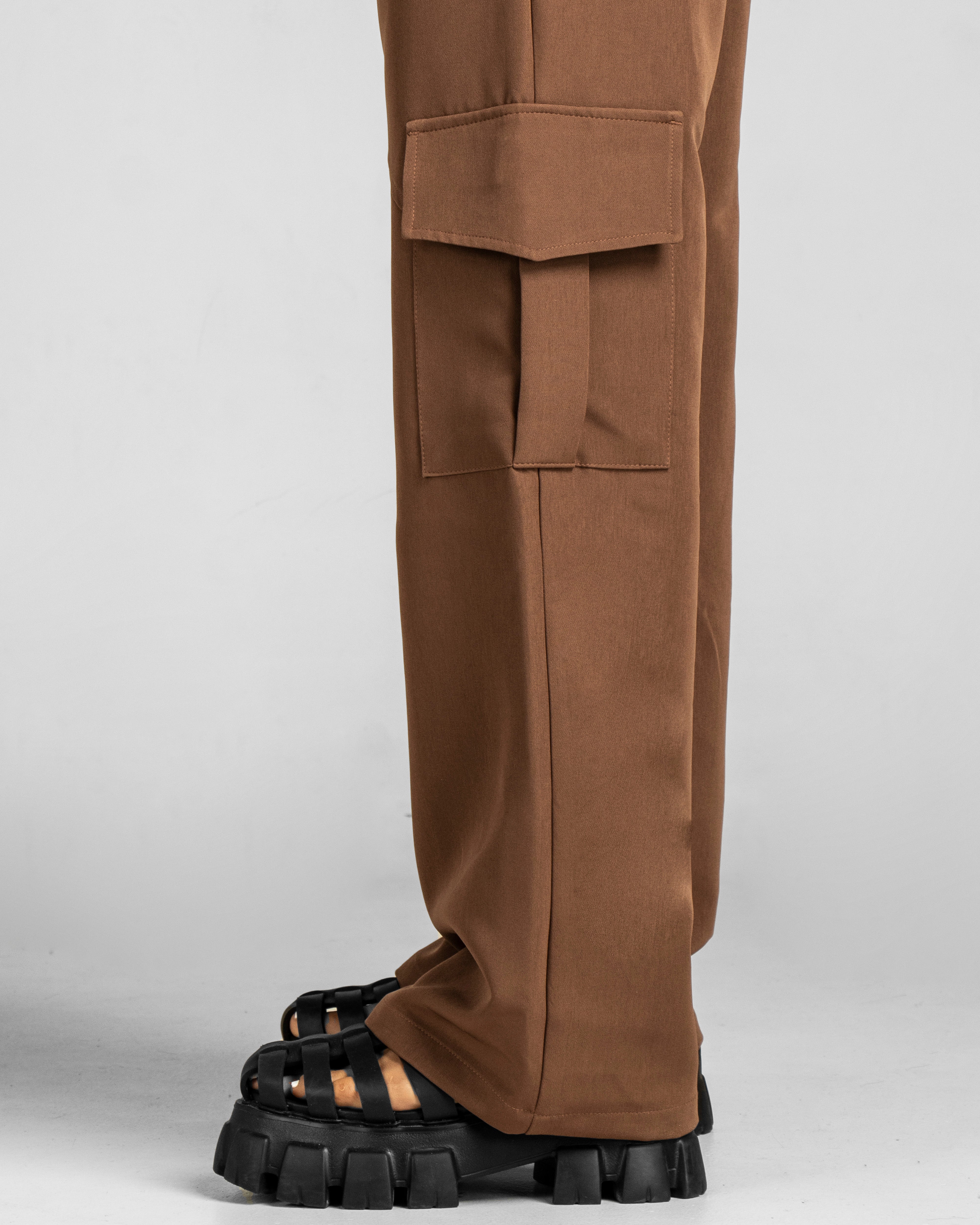 Tailored Cargo Mujer - Cafe
