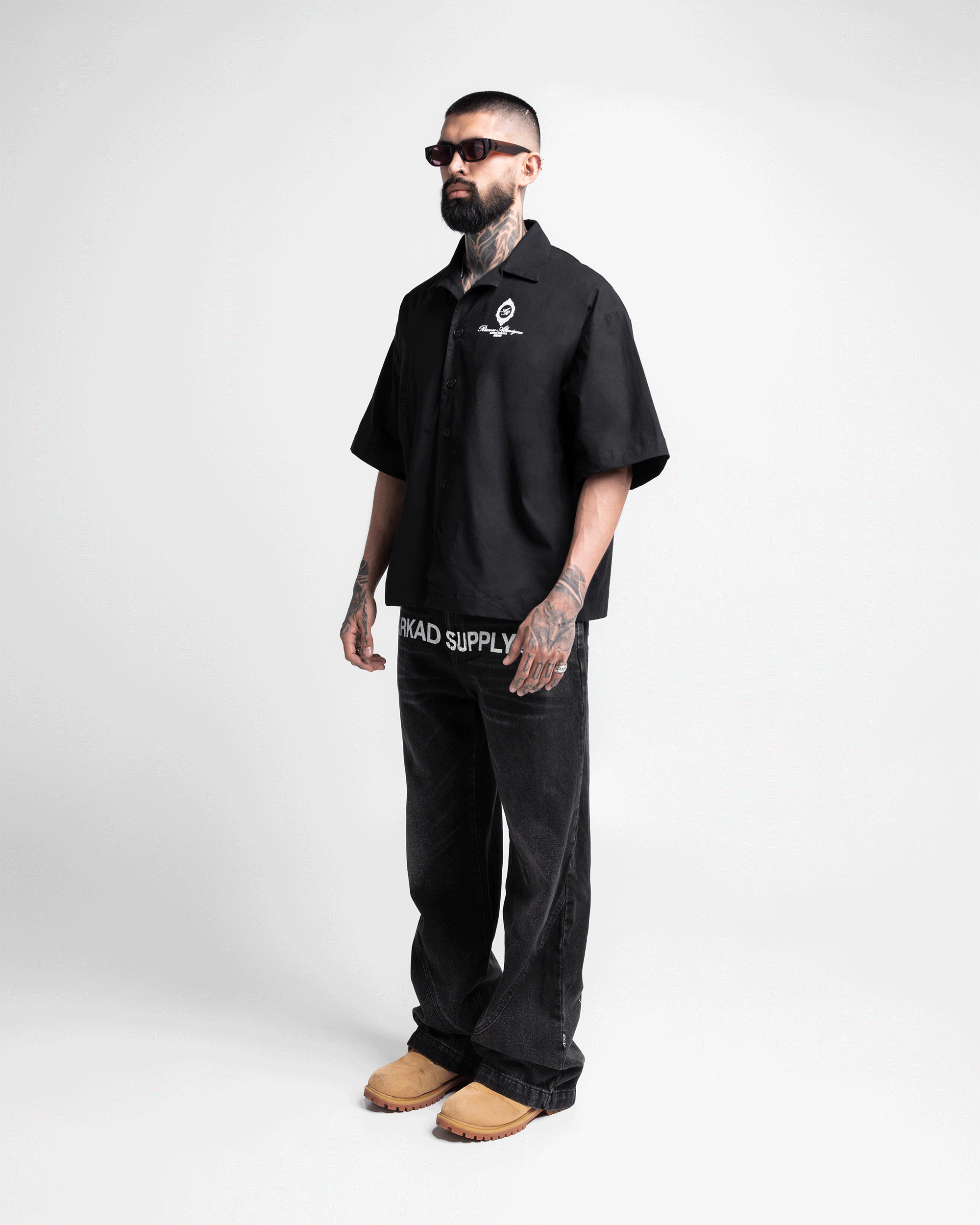 Camisa de Botones Negra Legione