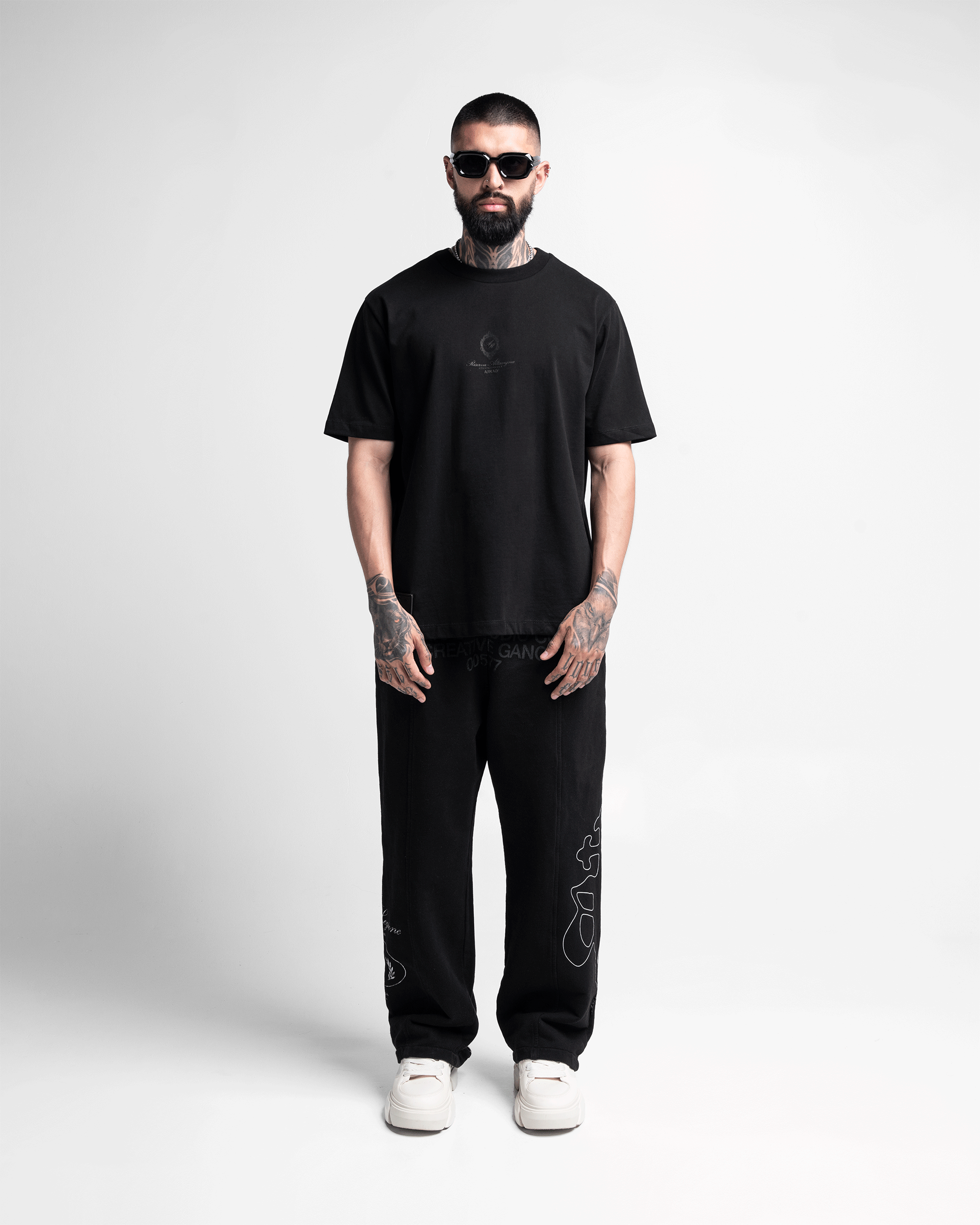 Tshirt Regular Fit Negra Arkad Legione Velvet