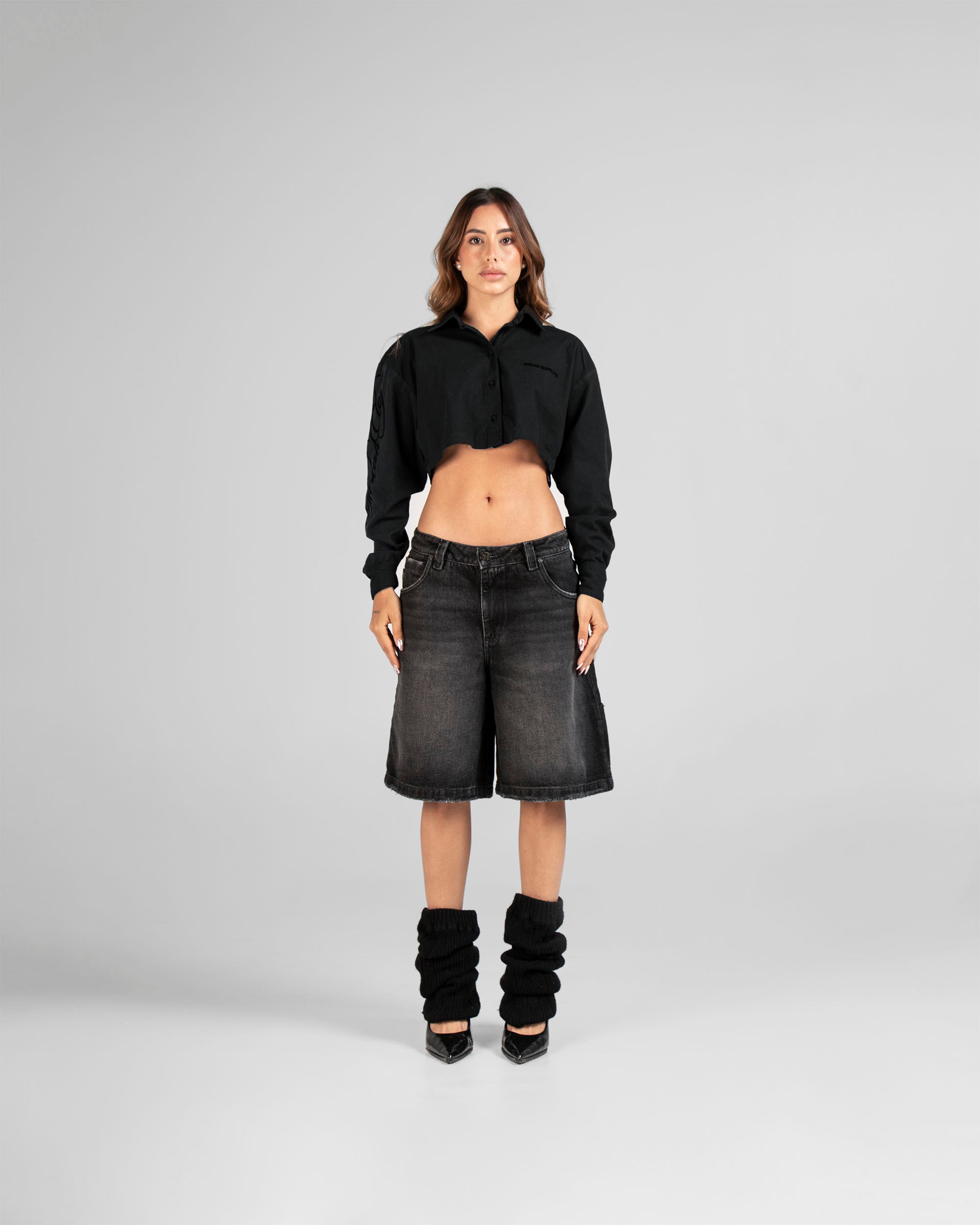 Cropped Shirt Negra