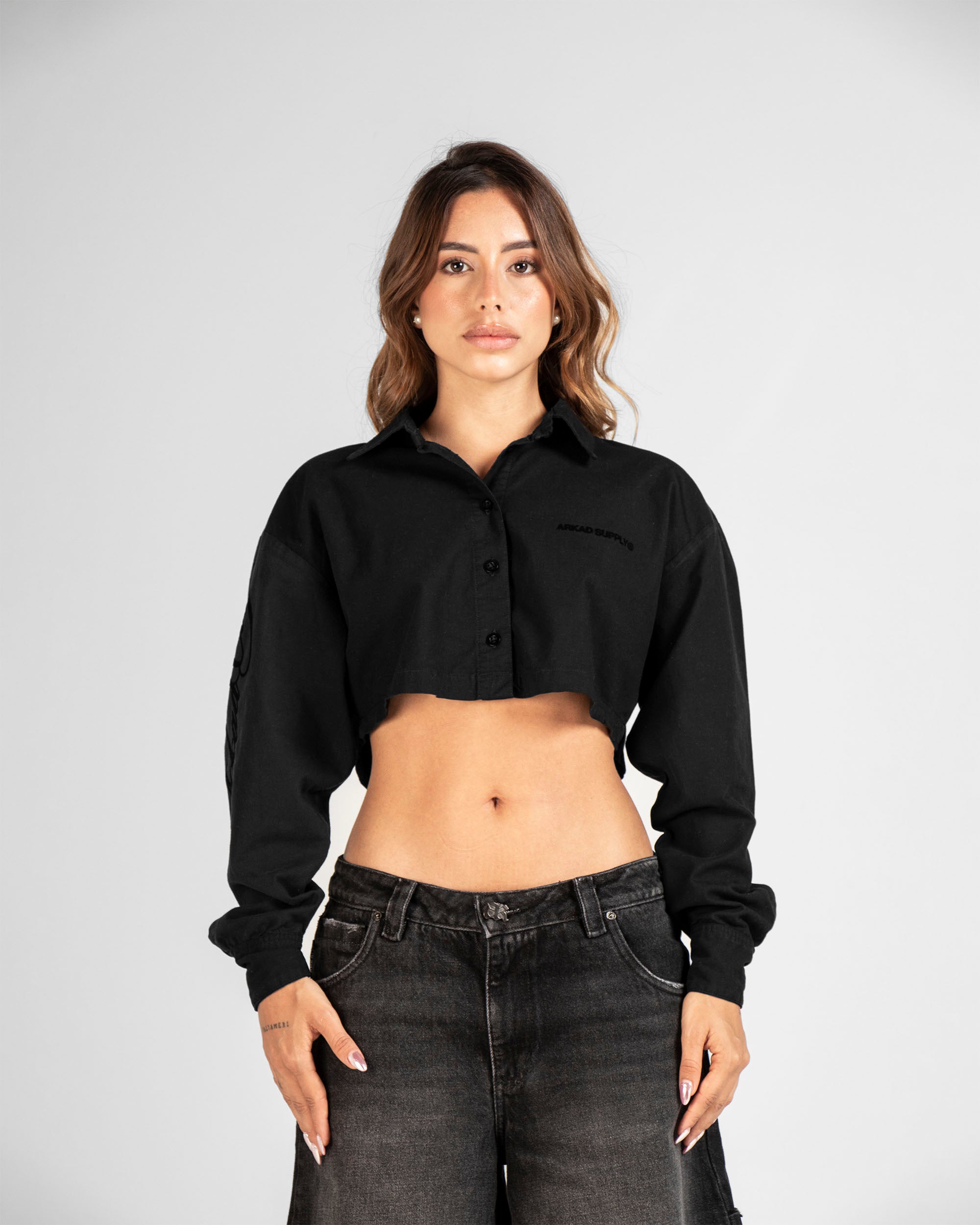 Cropped Shirt Negra