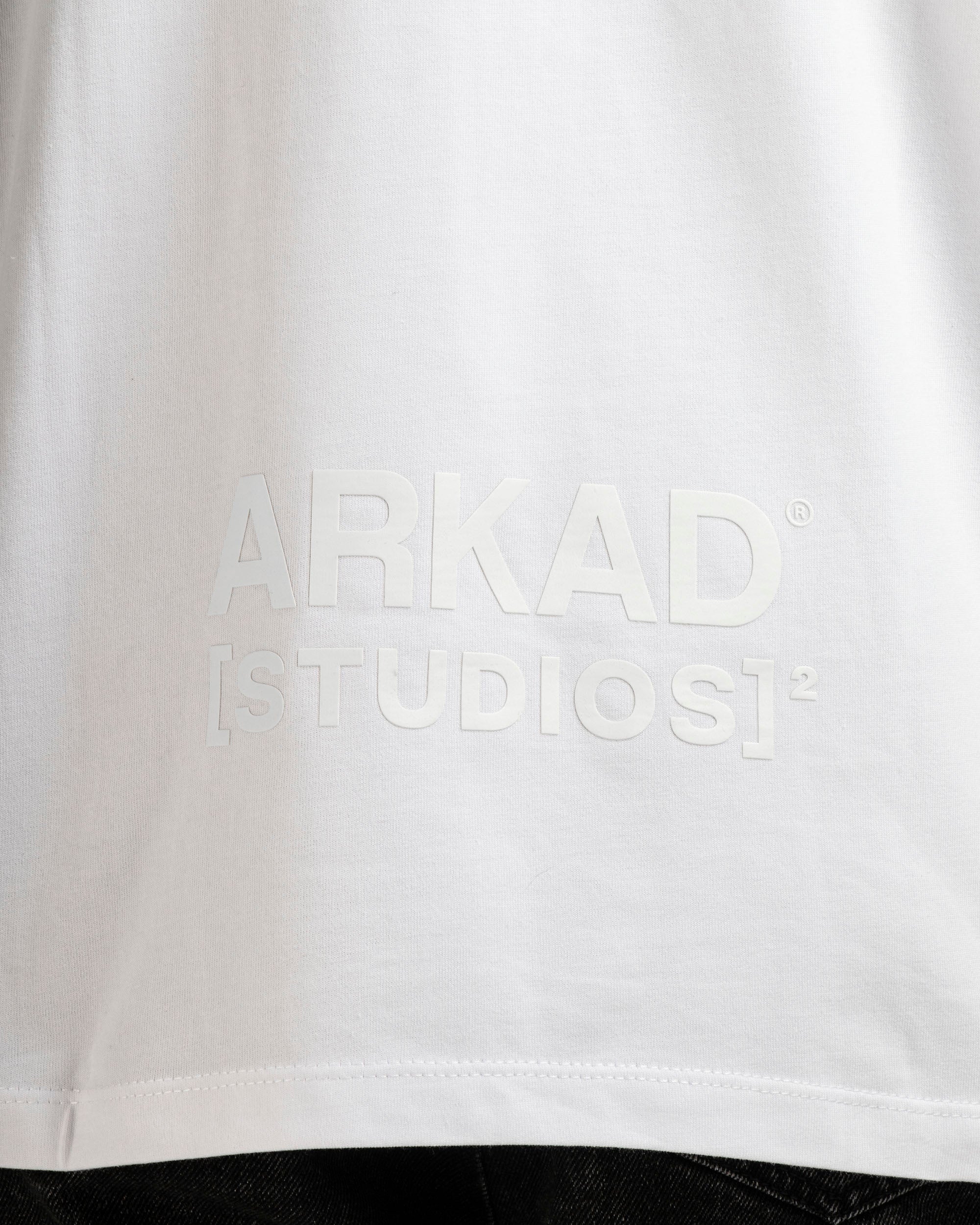 Tshirt Clásica Blanca AK Studios